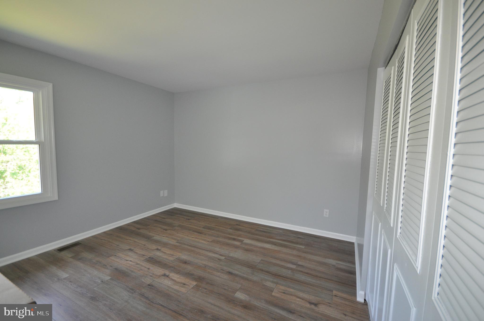 BROADVIEW - Residential Lease