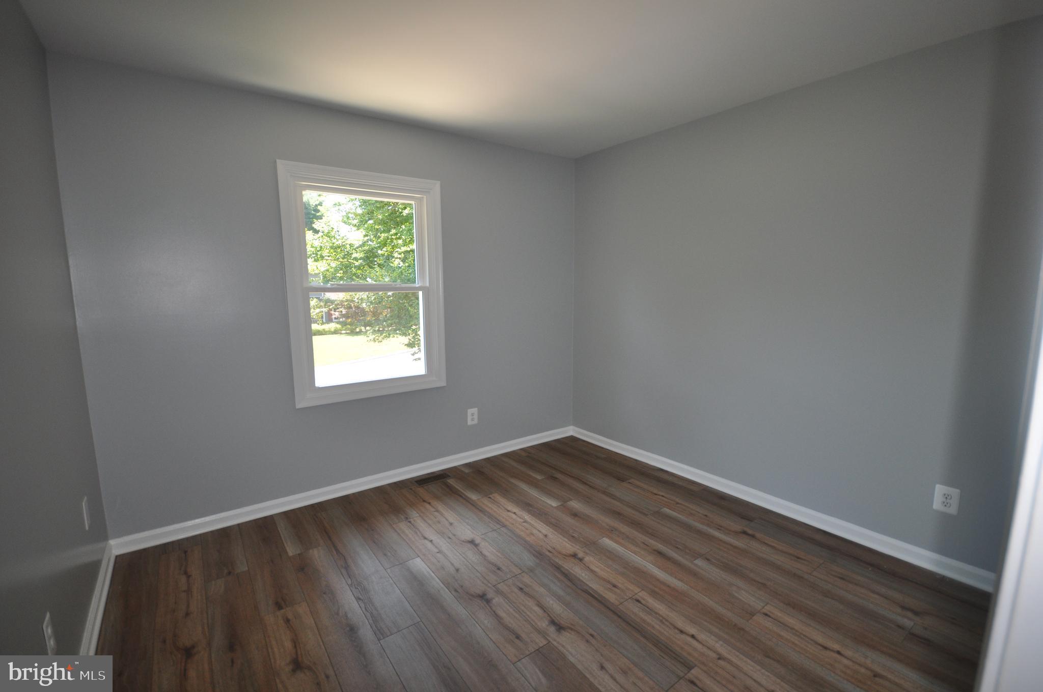 BROADVIEW - Residential Lease