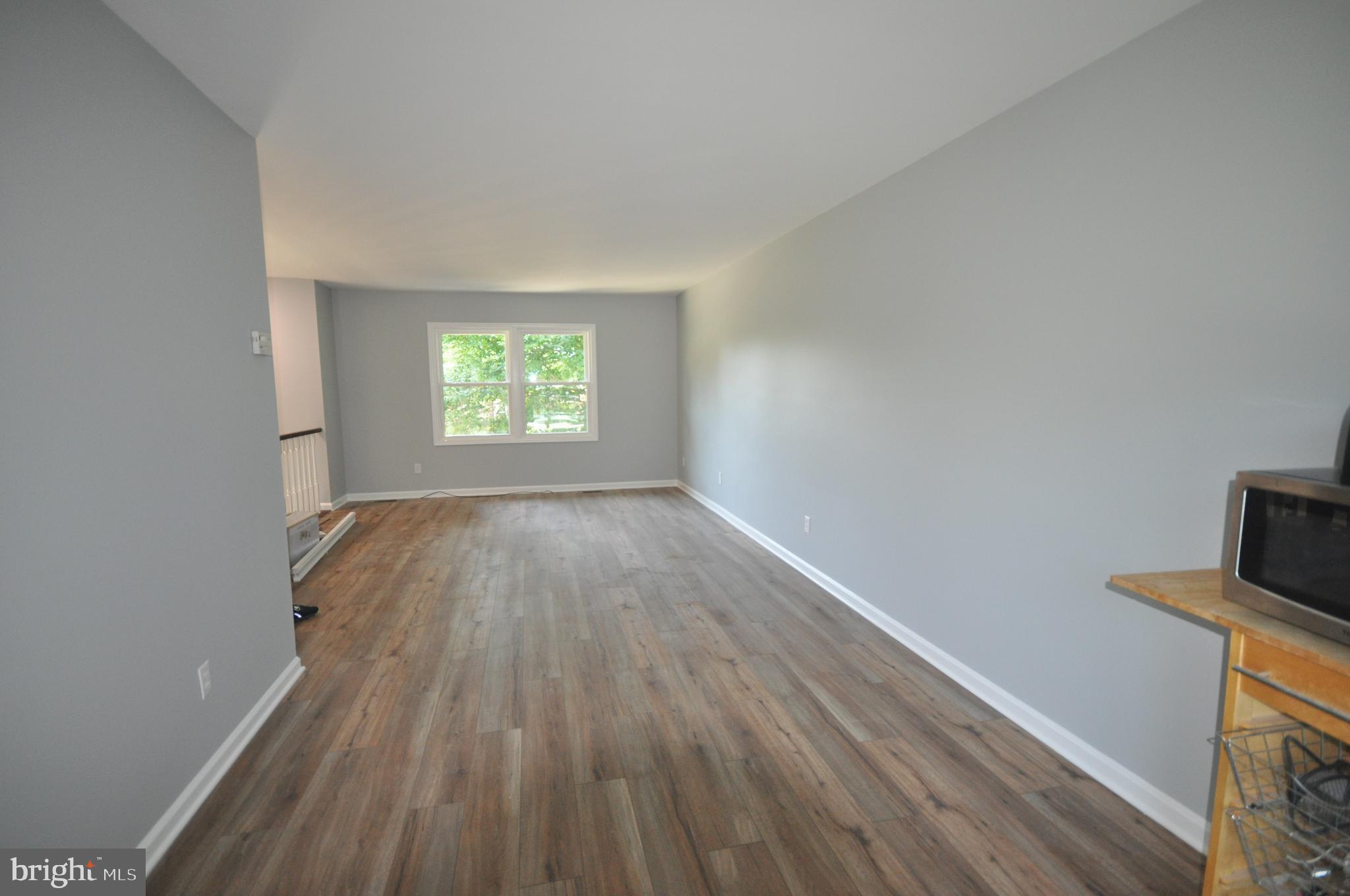 BROADVIEW - Residential Lease