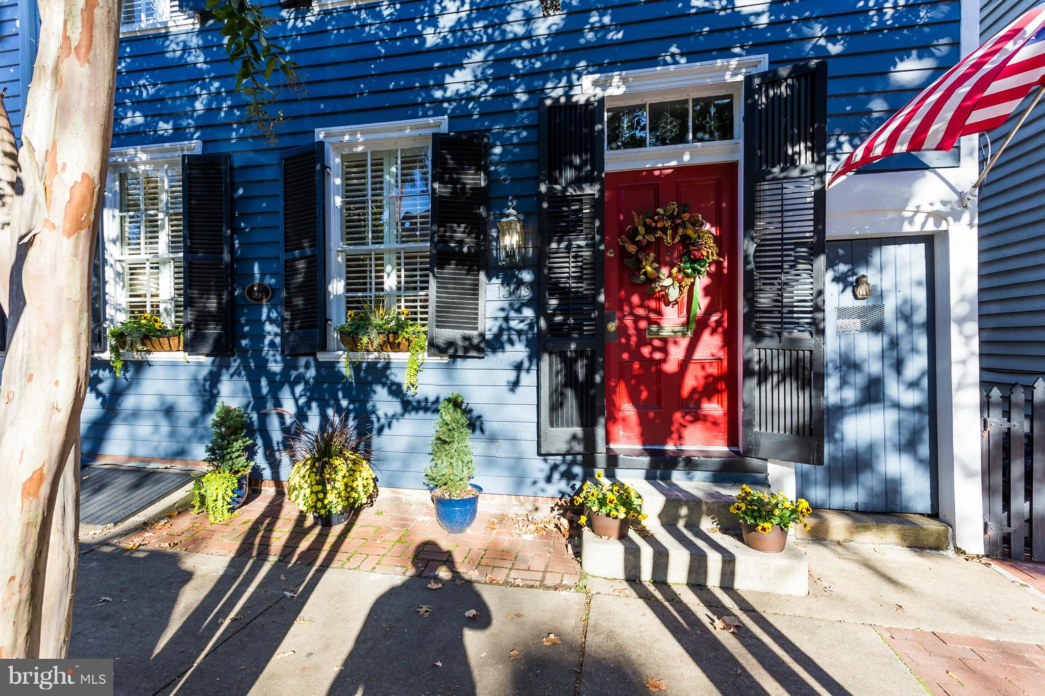 HISTORIC DISTRICT - Residential