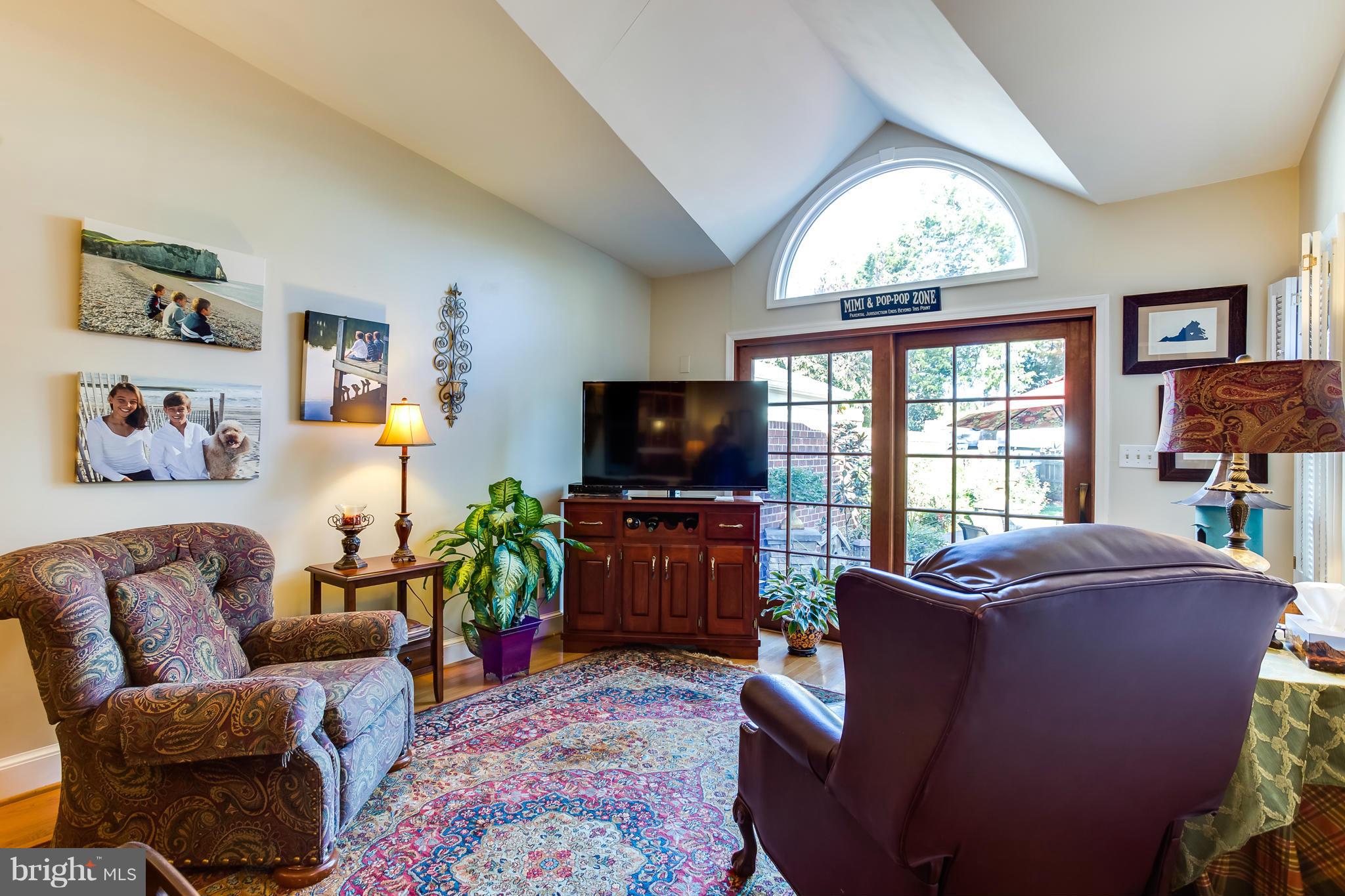 HISTORIC DISTRICT - Residential