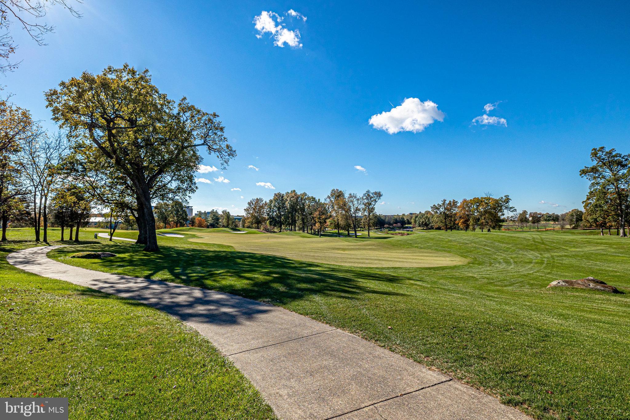 LANSDOWNE ON THE POTOMAC - Residential