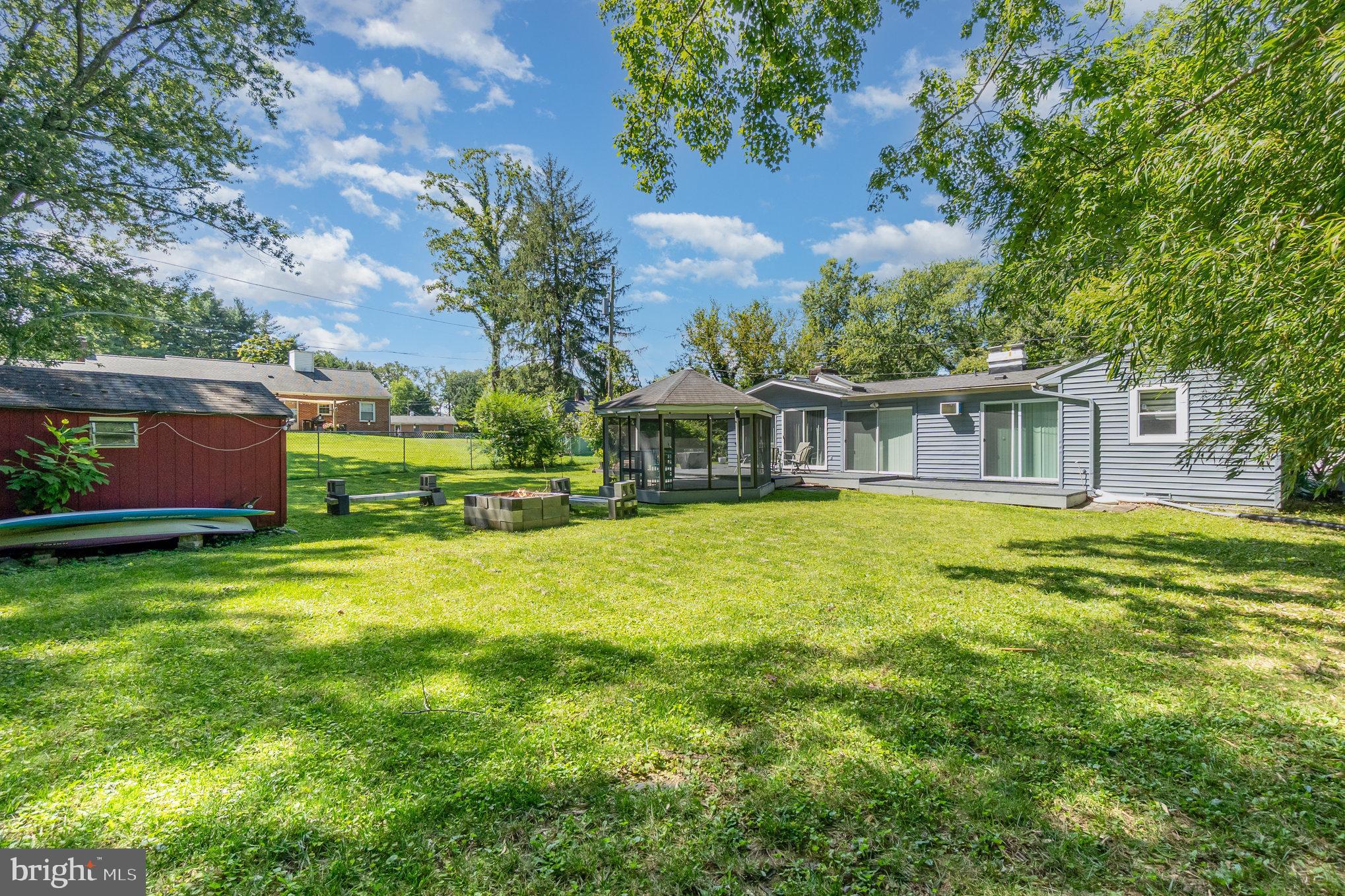 WAKEFIELD MEADOWS - Residential