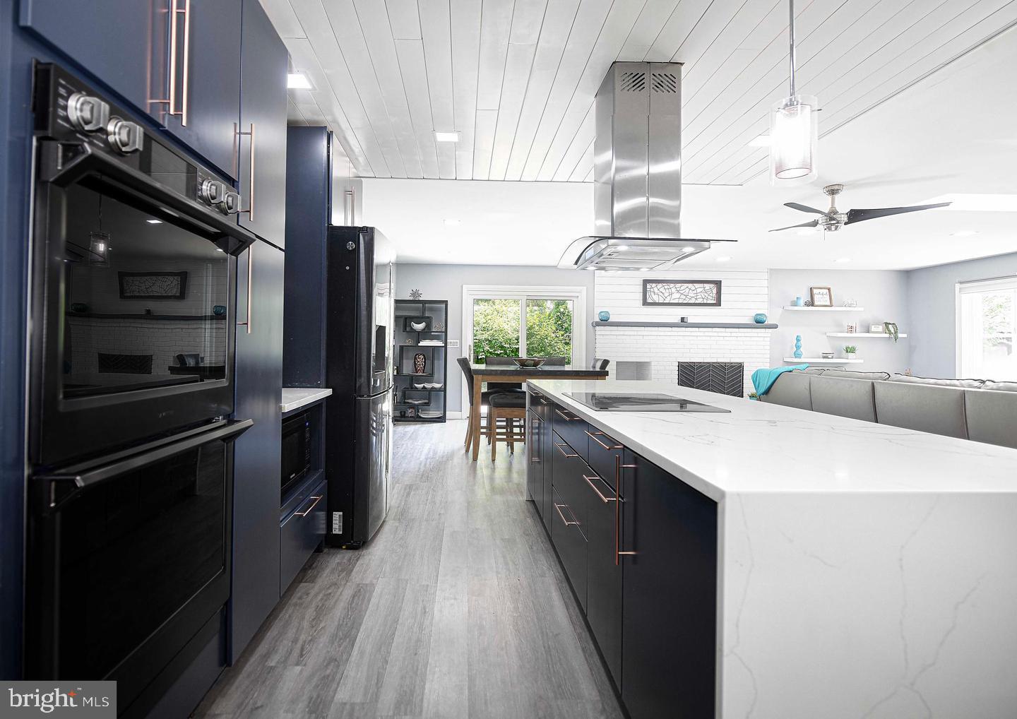 WAKEFIELD MEADOWS - Residential