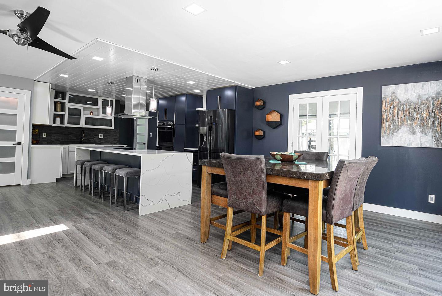 WAKEFIELD MEADOWS - Residential