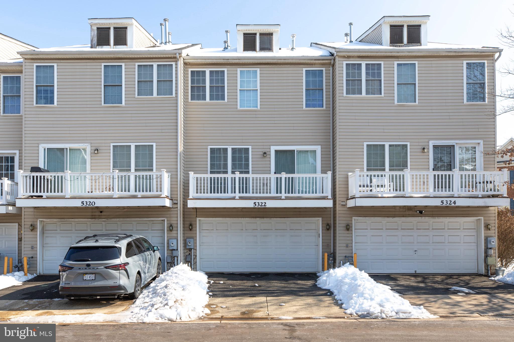 5322 CUPIDS DART DRIVE