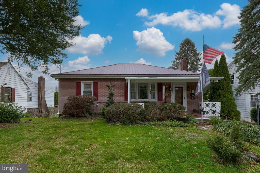 Photo of 171 E New Street, Mountville, PA 17554 (MLS # PALA2044188)