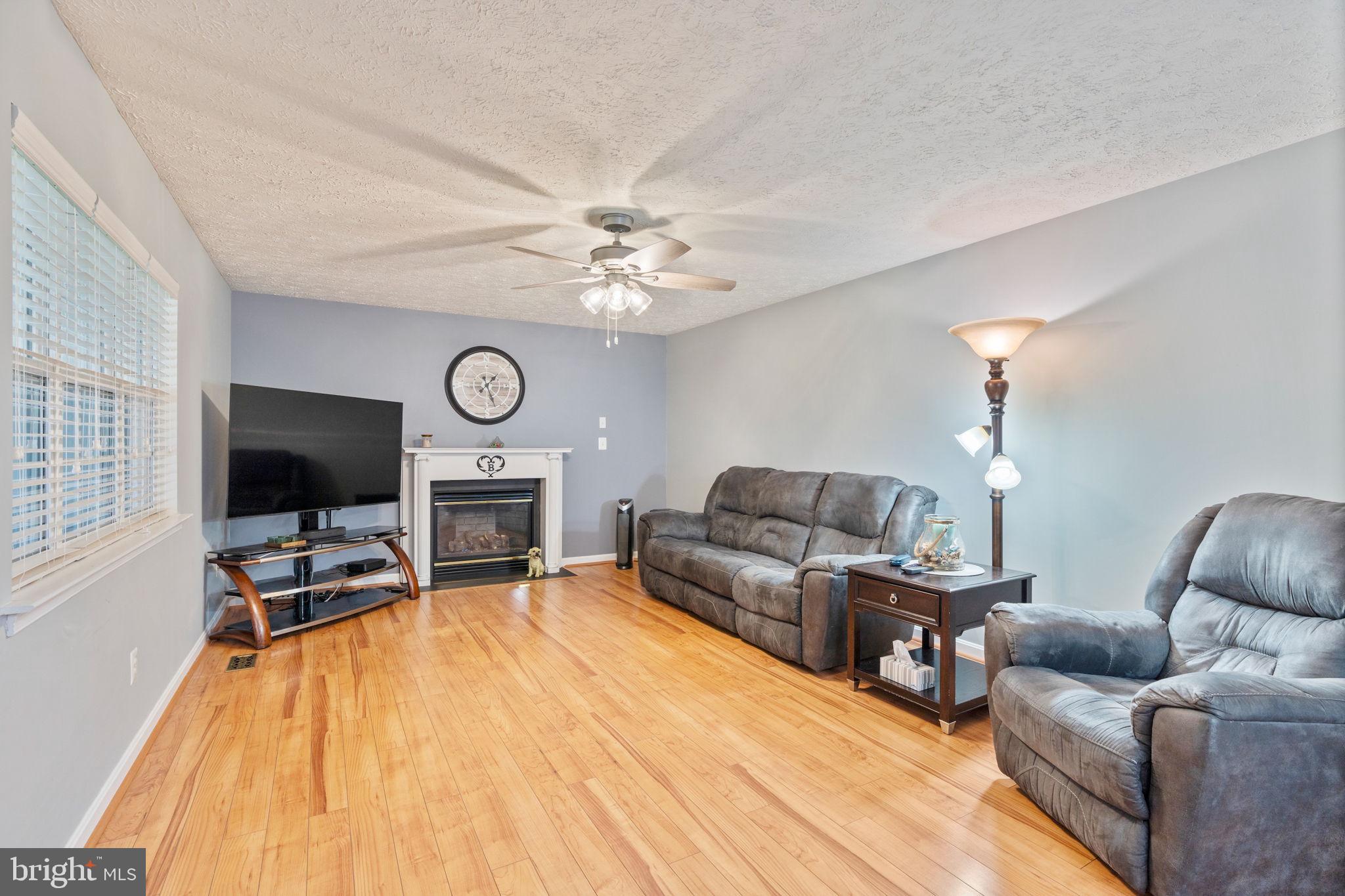 EAST GATE - Residential