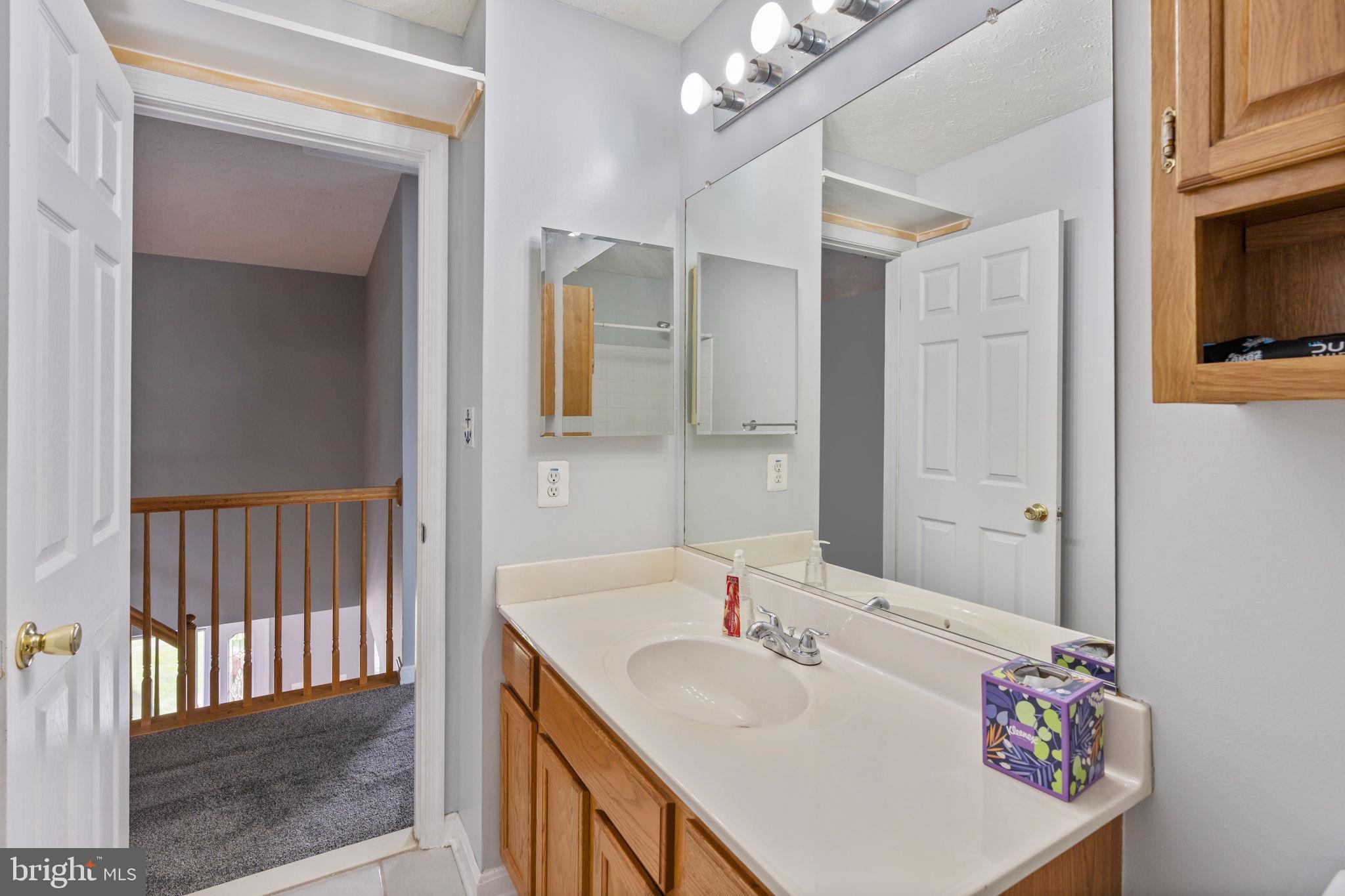 EAST GATE - Residential