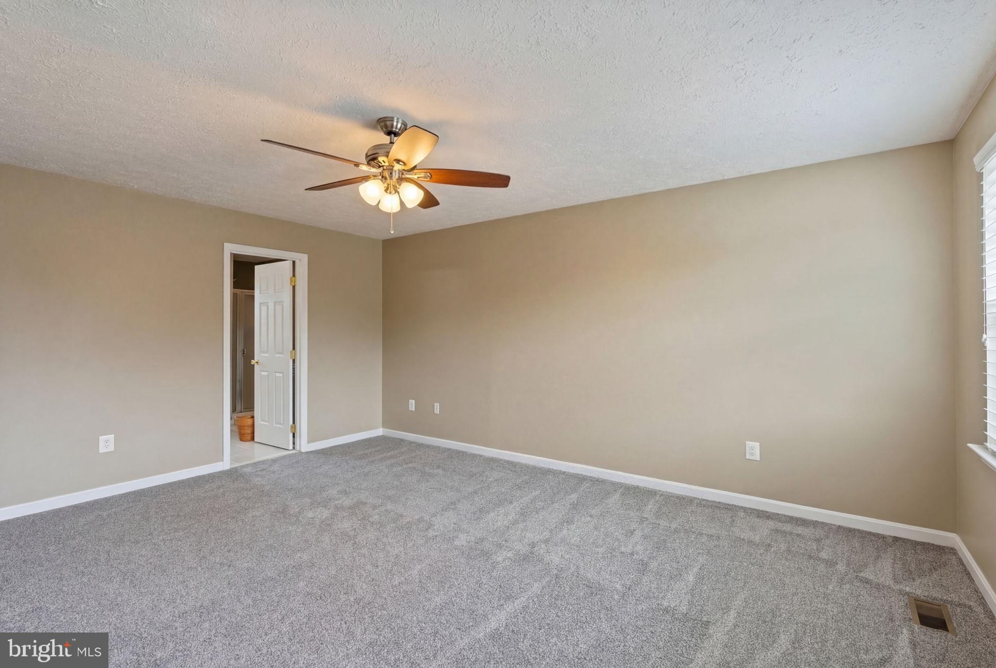 EAST GATE - Residential