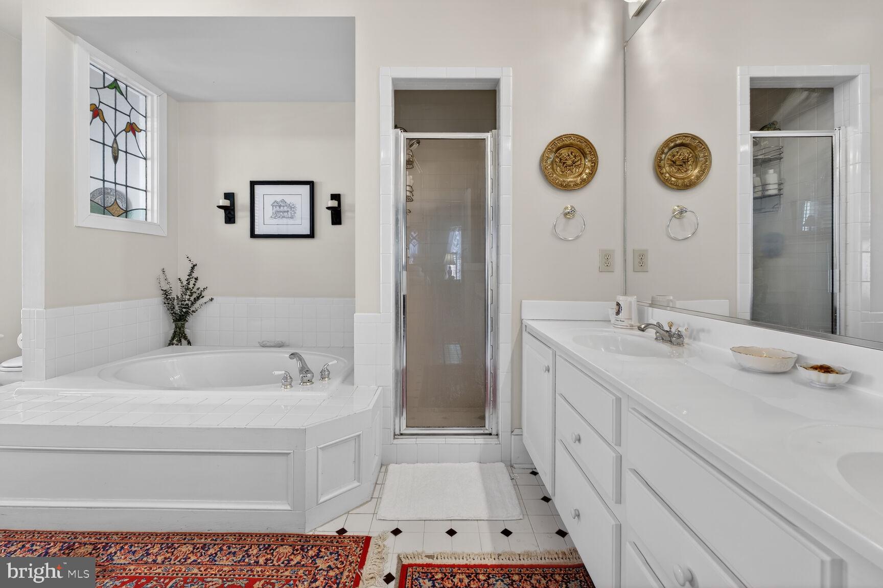 WASHINGTON AVE - Residential