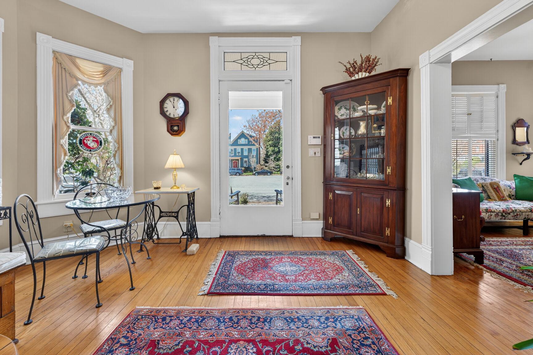 WASHINGTON AVE - Residential