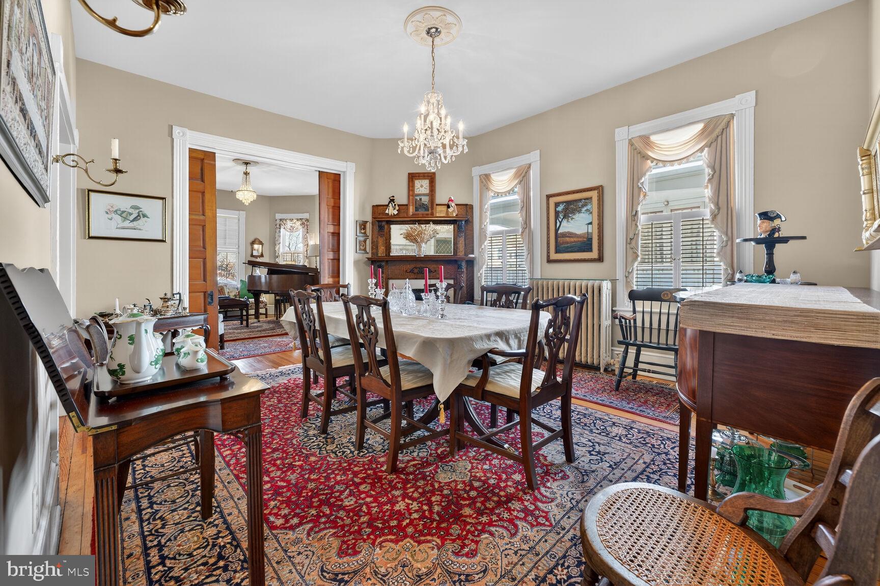 WASHINGTON AVE - Residential