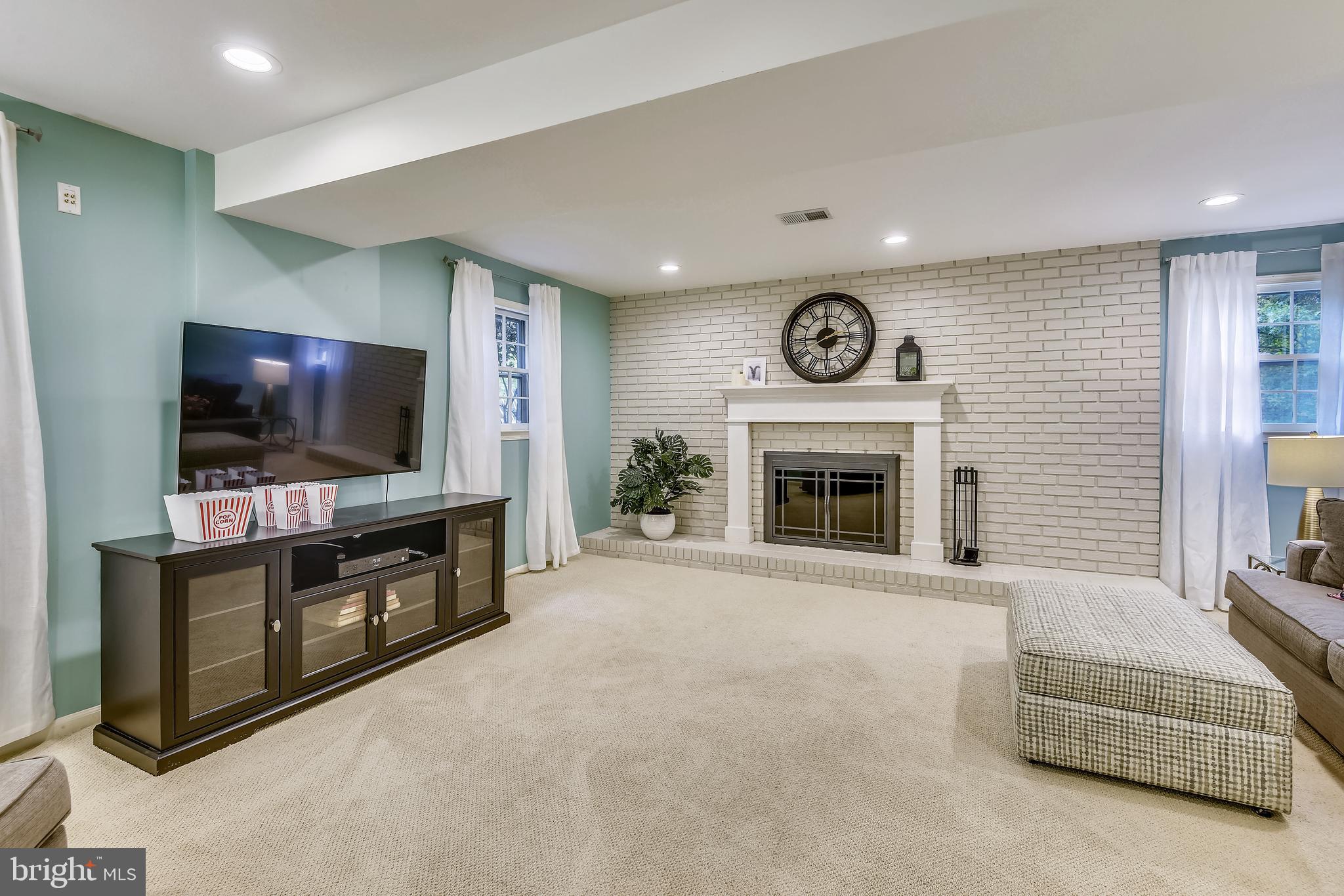 MILWAY MEADOWS - Residential