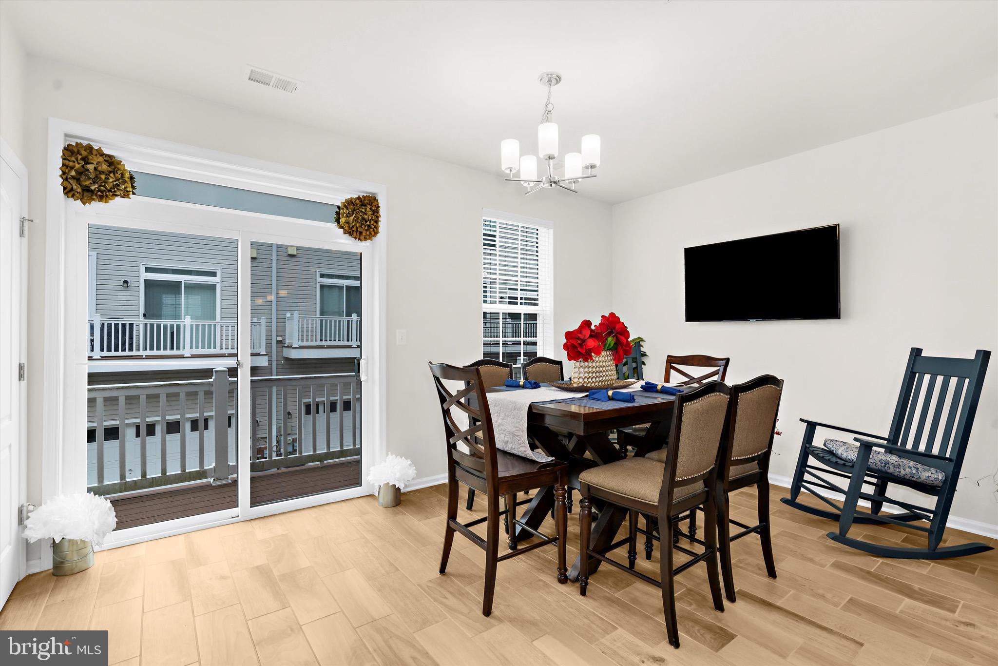 10706 EASTLAND CIRCLE