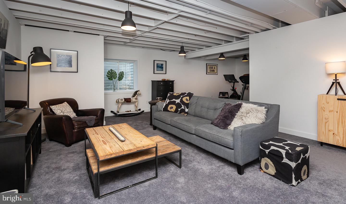 BROOKLINE - Residential