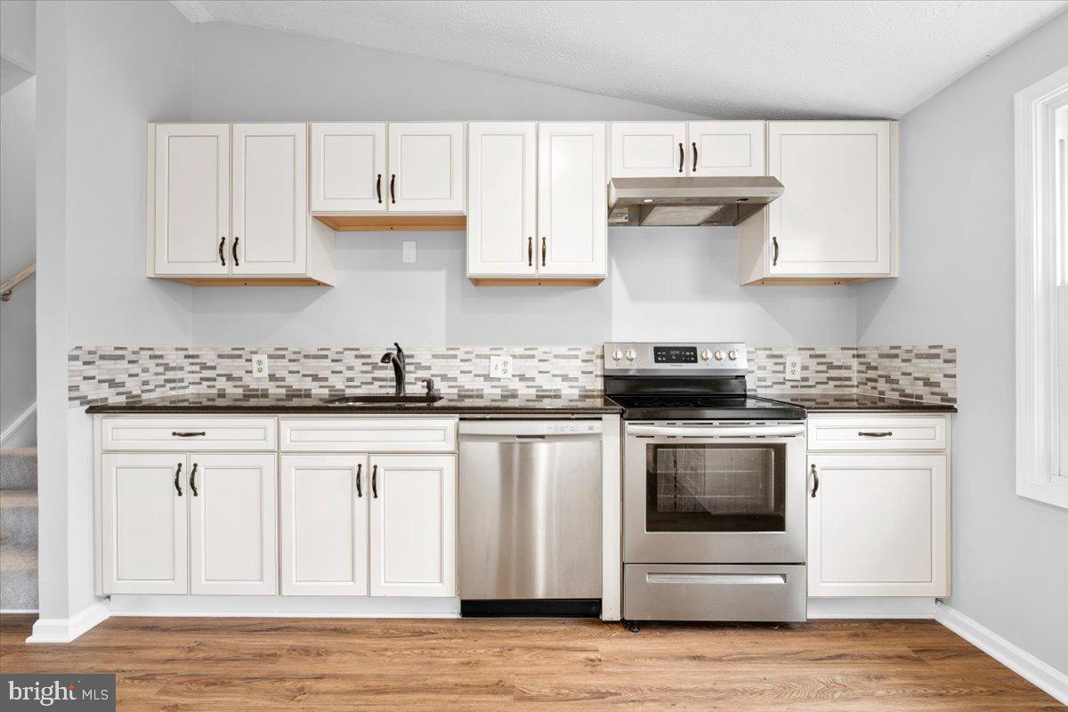 FREDERICKTOWNE VILLAGE - Residential