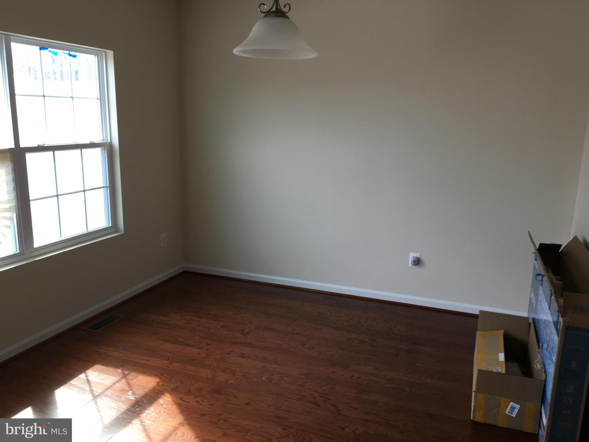 ST CHARLES SUB - GLENEAGLES - Farm