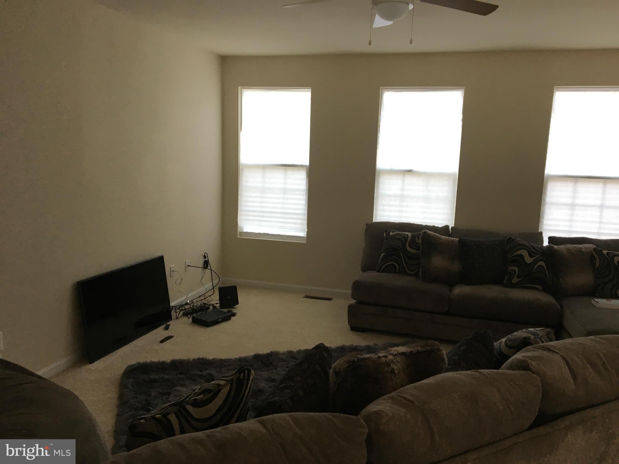 ST CHARLES SUB - GLENEAGLES - Farm