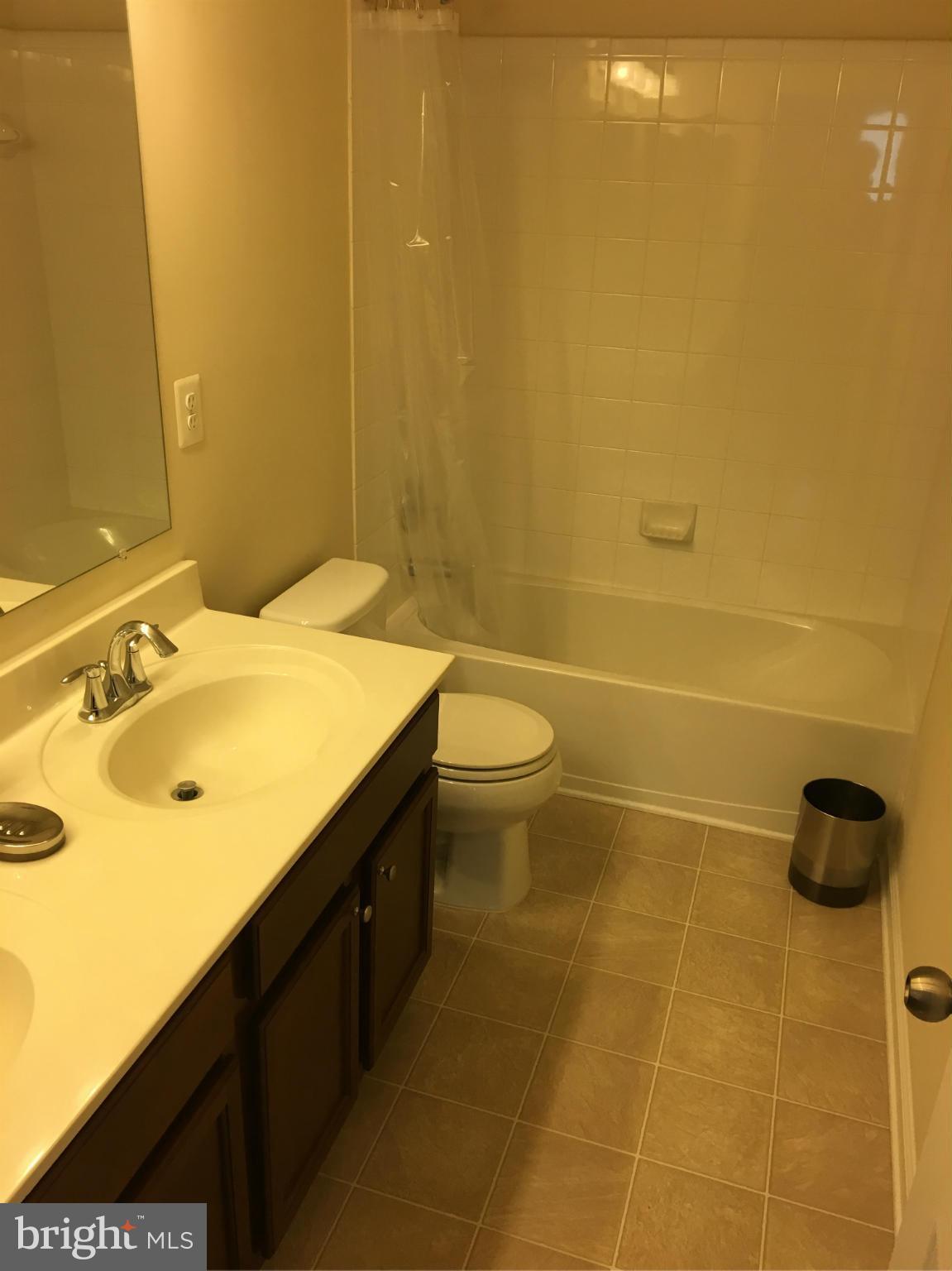 ST CHARLES SUB - GLENEAGLES - Farm