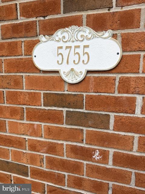 5755 RANDALL COURT