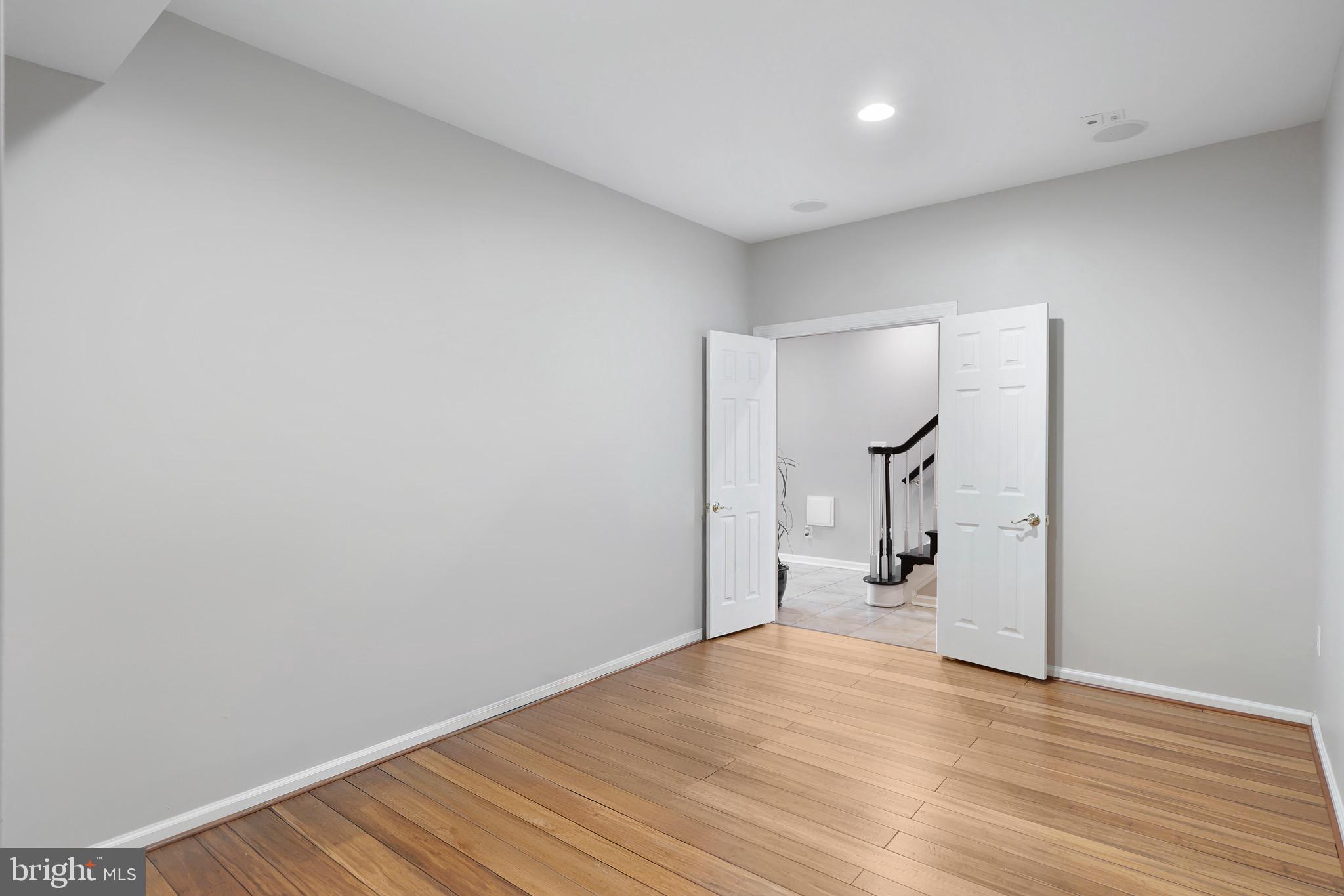 WOODLAND - Residential