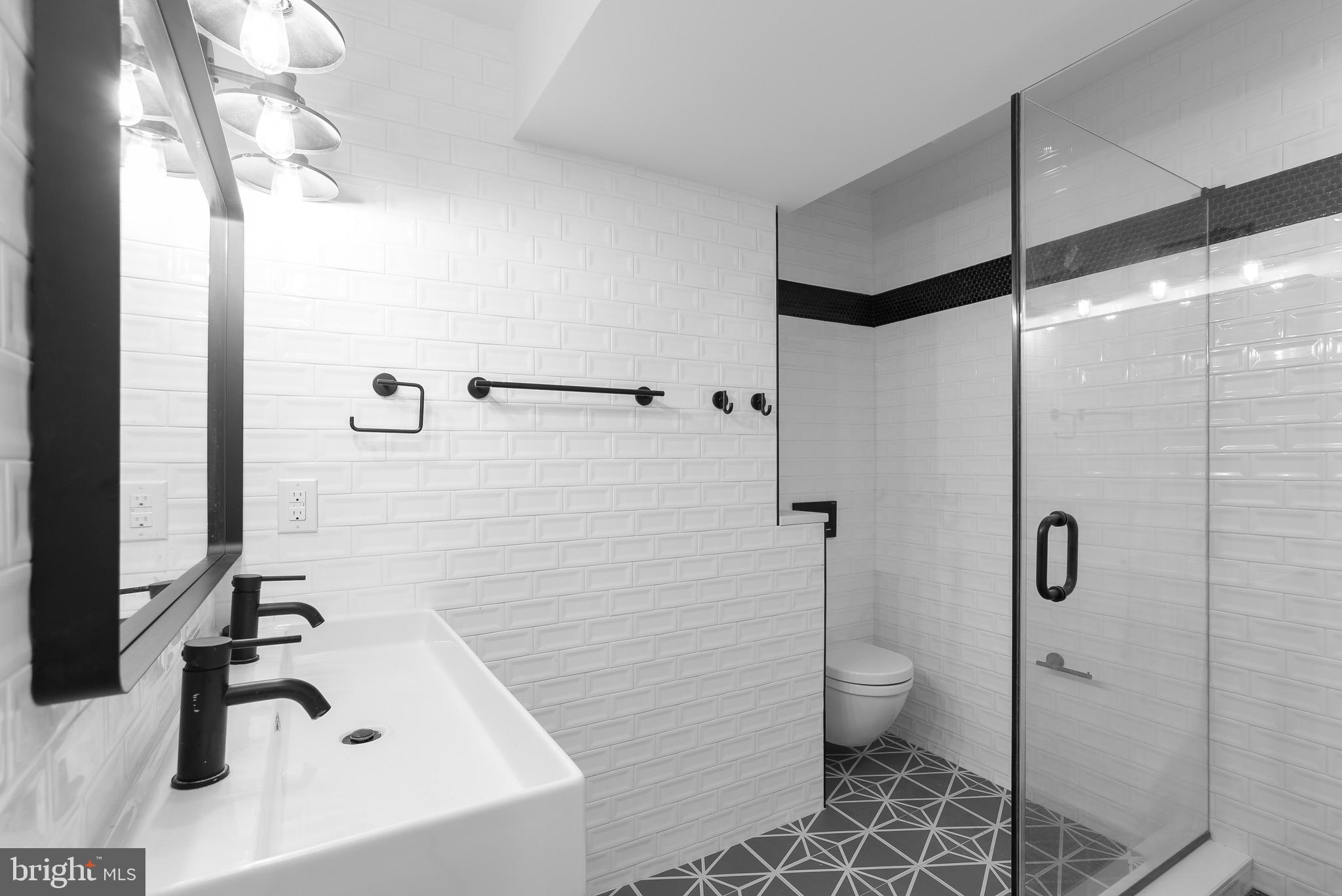 RITTENHOUSE SQUARE - Residential Lease