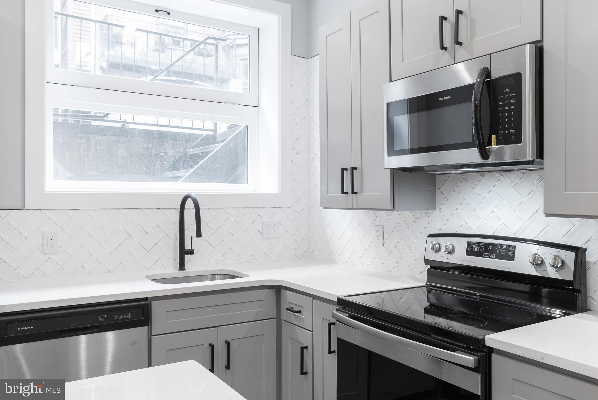 RITTENHOUSE SQUARE - Residential Lease