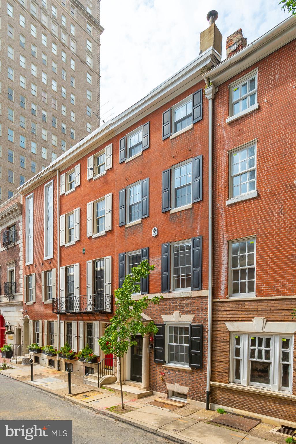 RITTENHOUSE SQUARE - Residential Lease