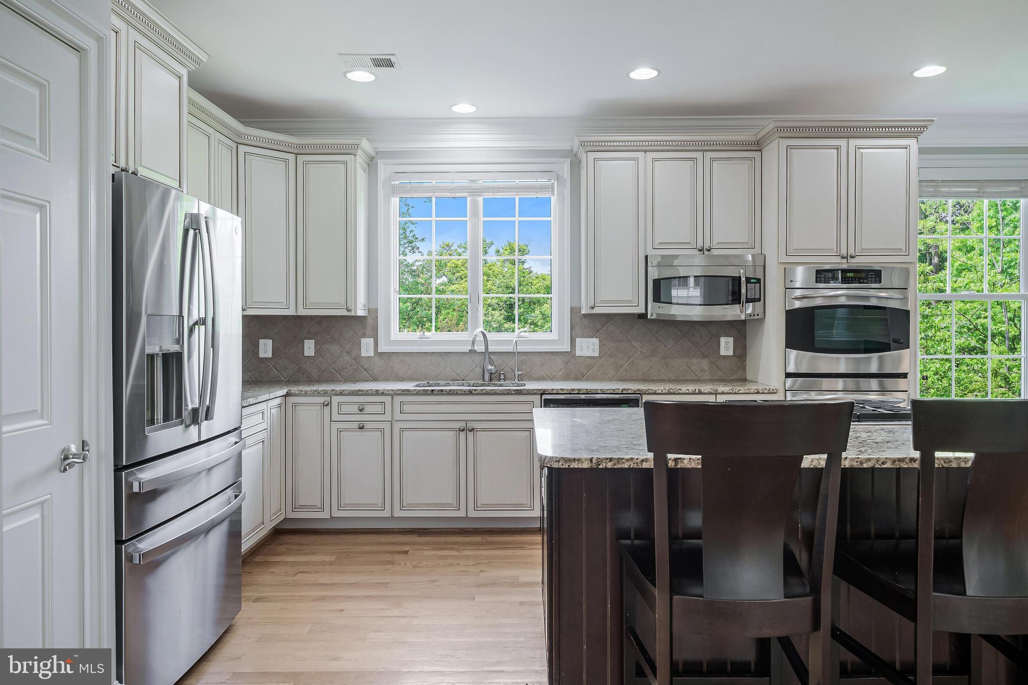 ELLISON HEIGHTS - Residential