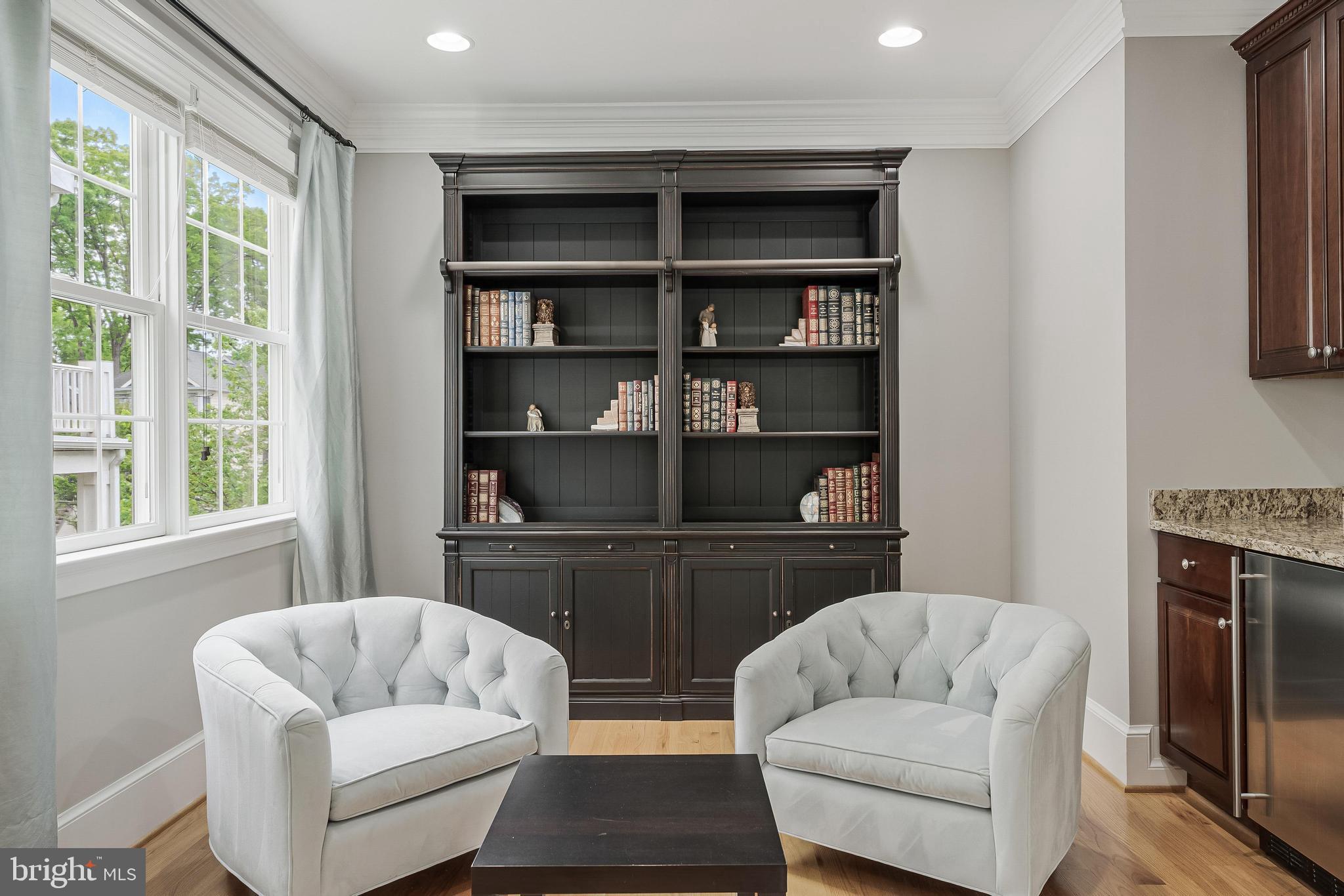 ELLISON HEIGHTS - Residential