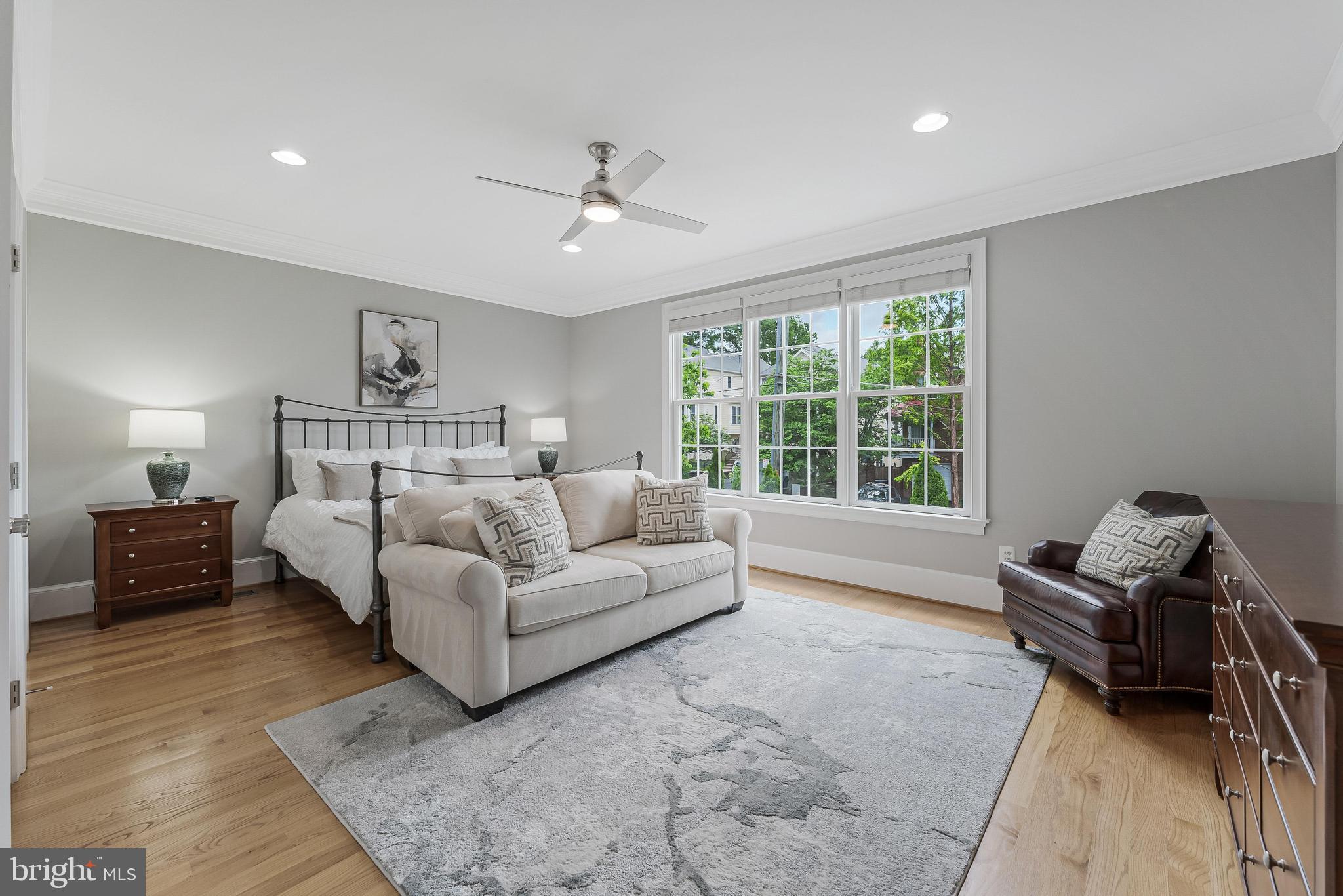 ELLISON HEIGHTS - Residential