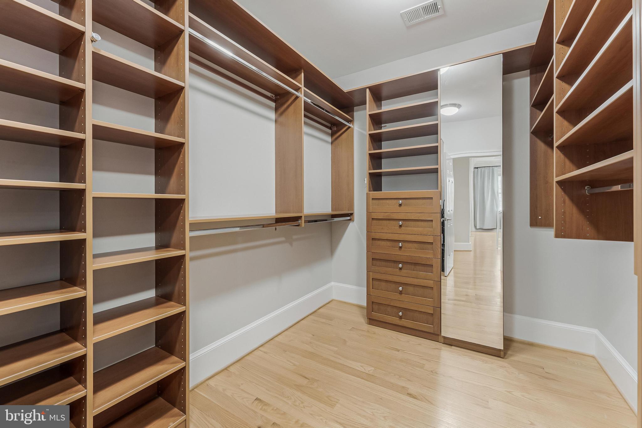 ELLISON HEIGHTS - Residential