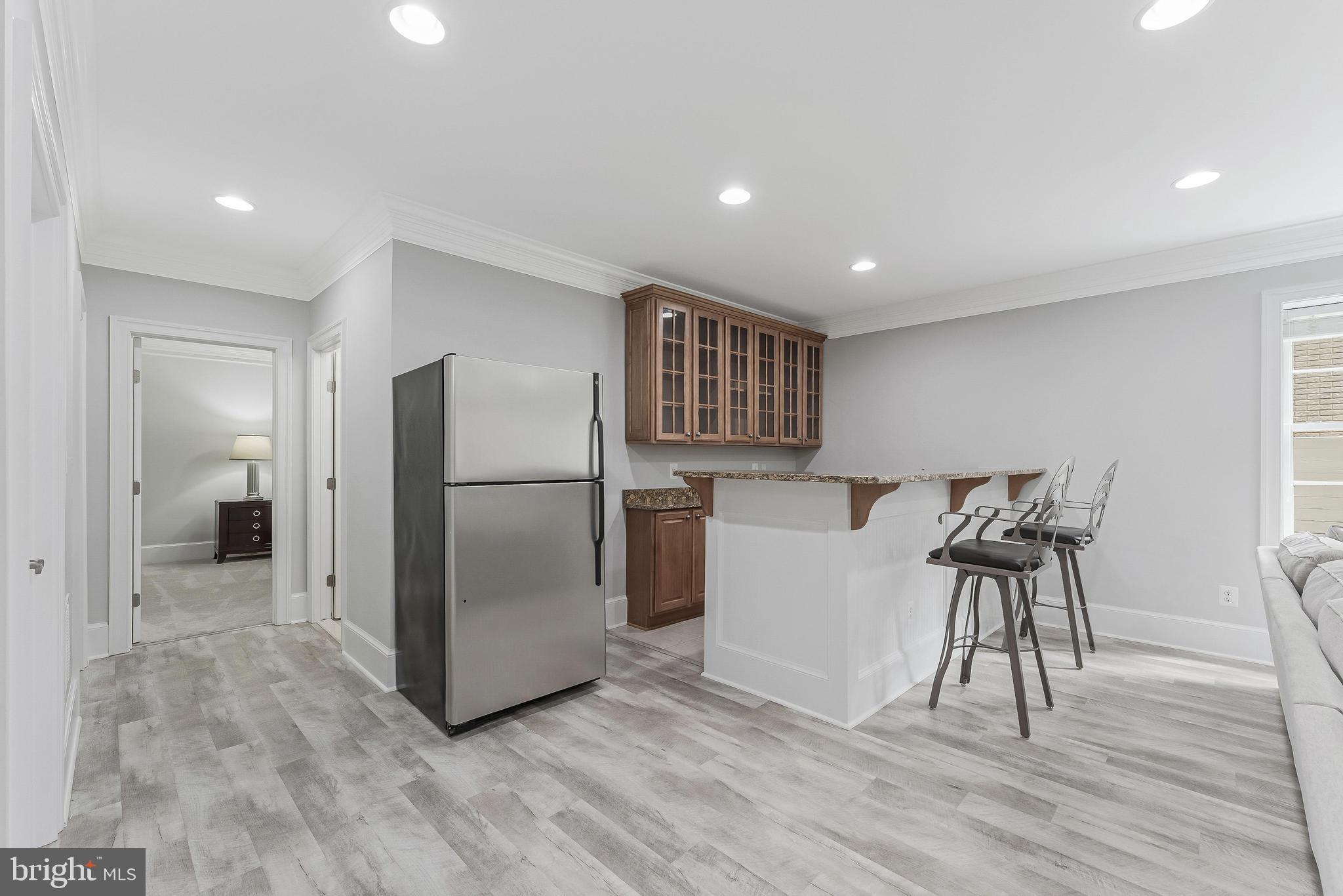 ELLISON HEIGHTS - Residential