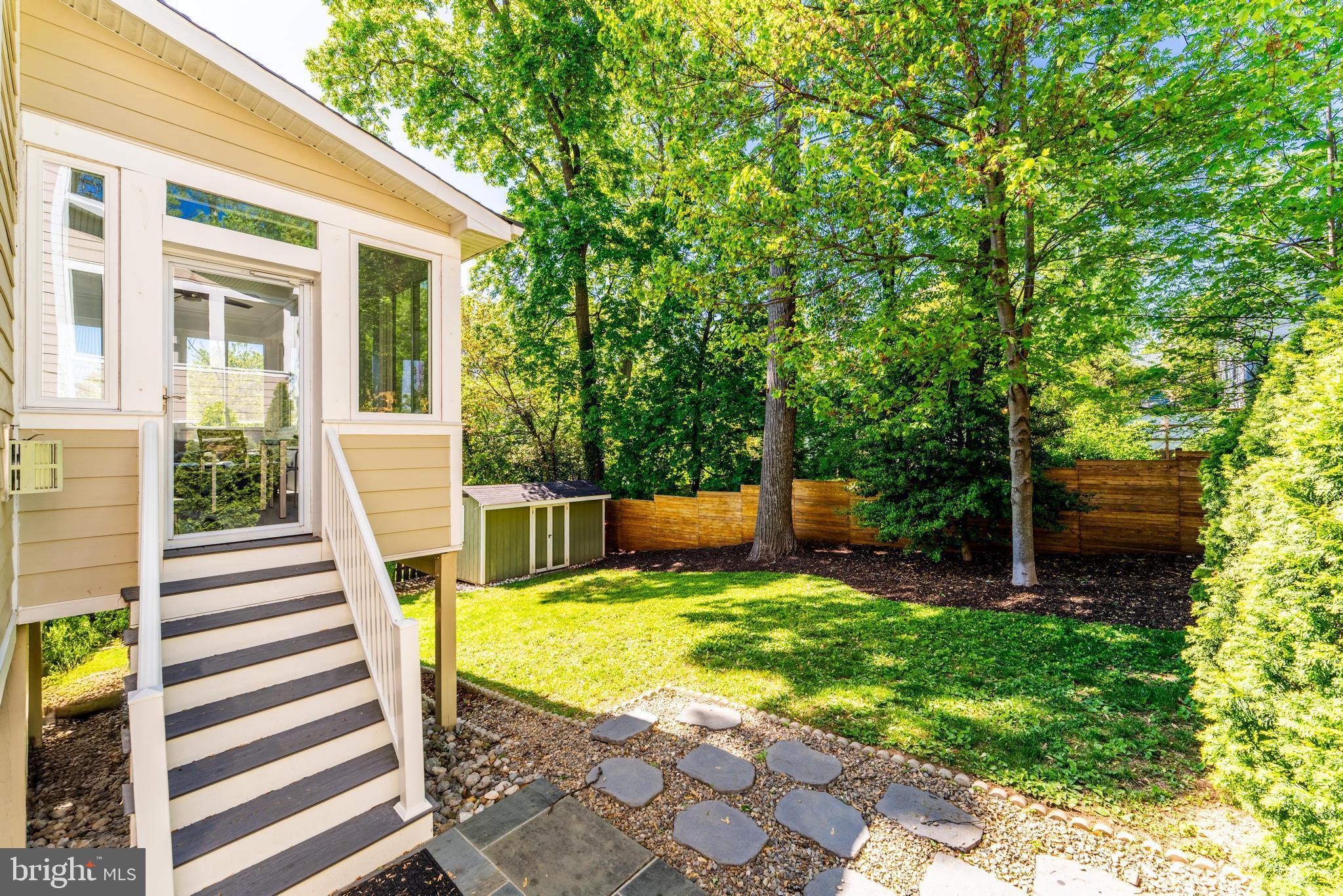 ELLISON HEIGHTS - Residential