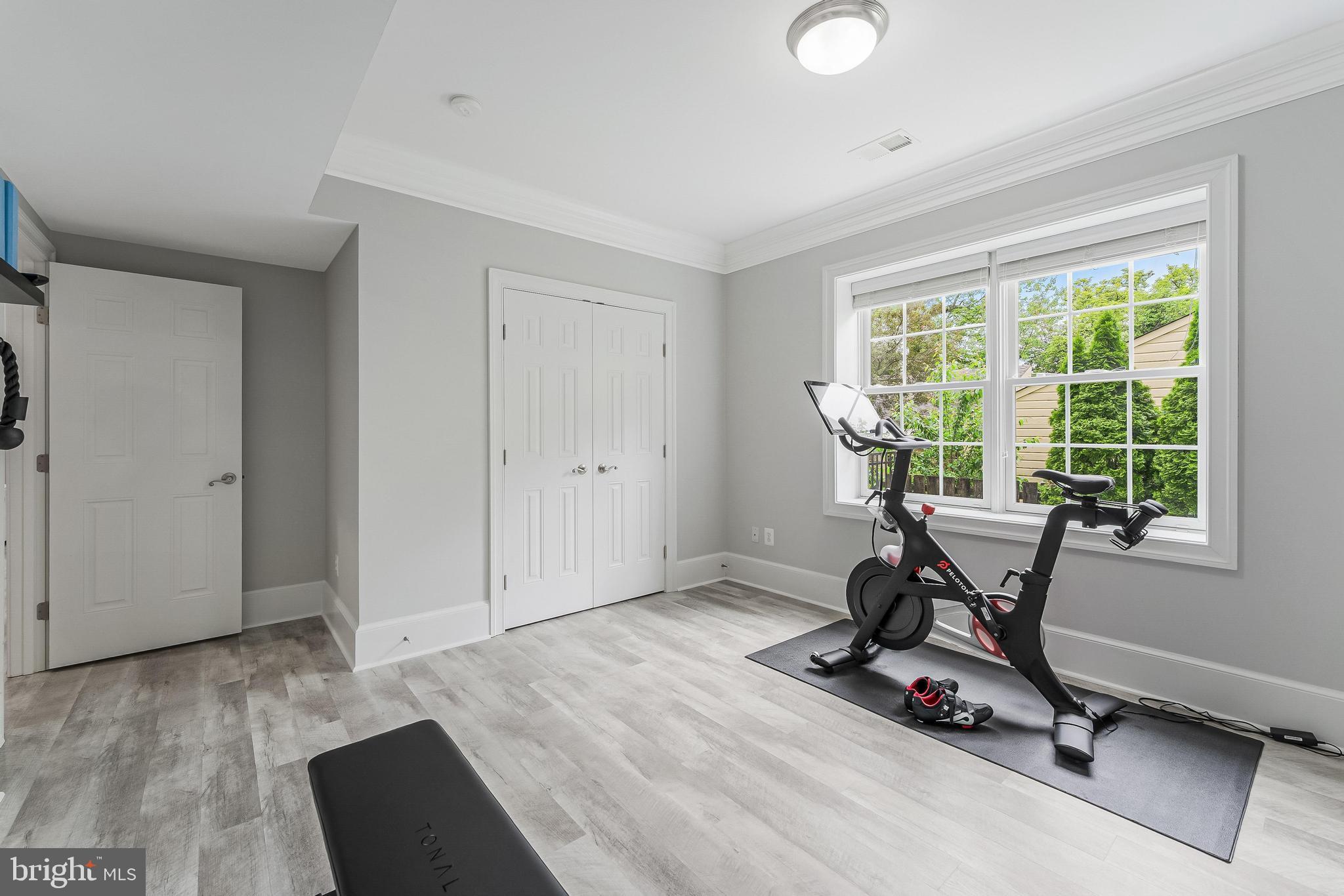 ELLISON HEIGHTS - Residential