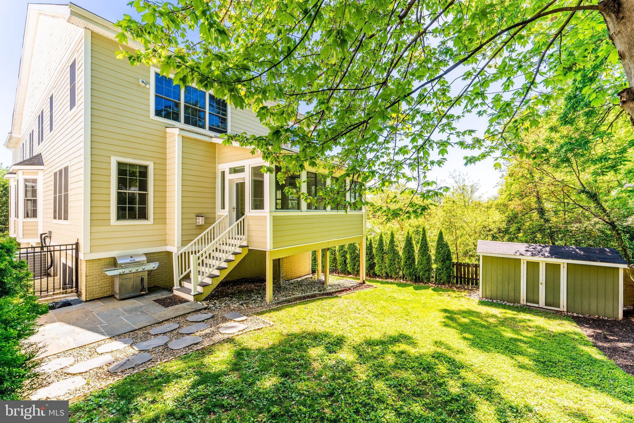 ELLISON HEIGHTS - Residential