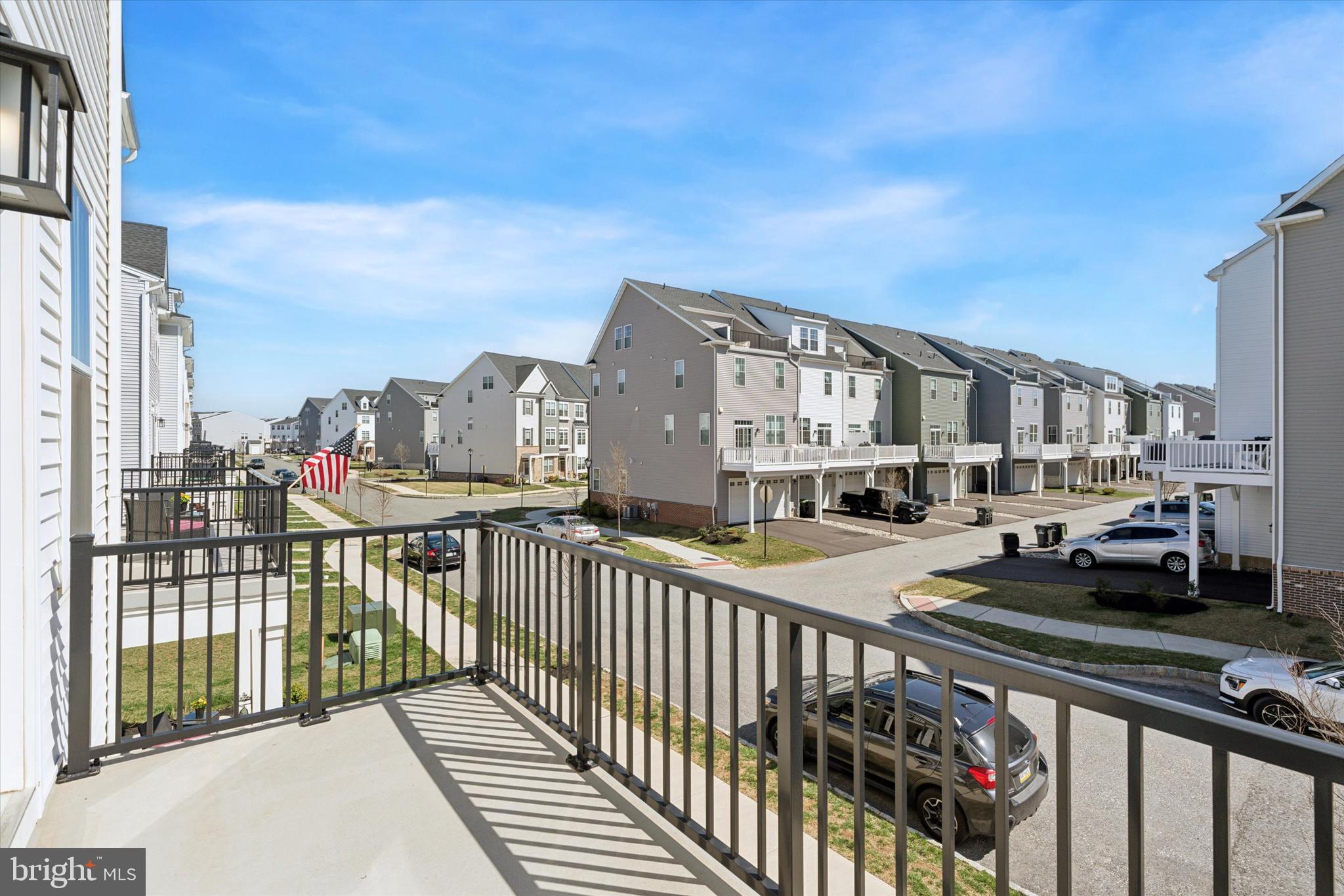 STEELPOINTE - Residential