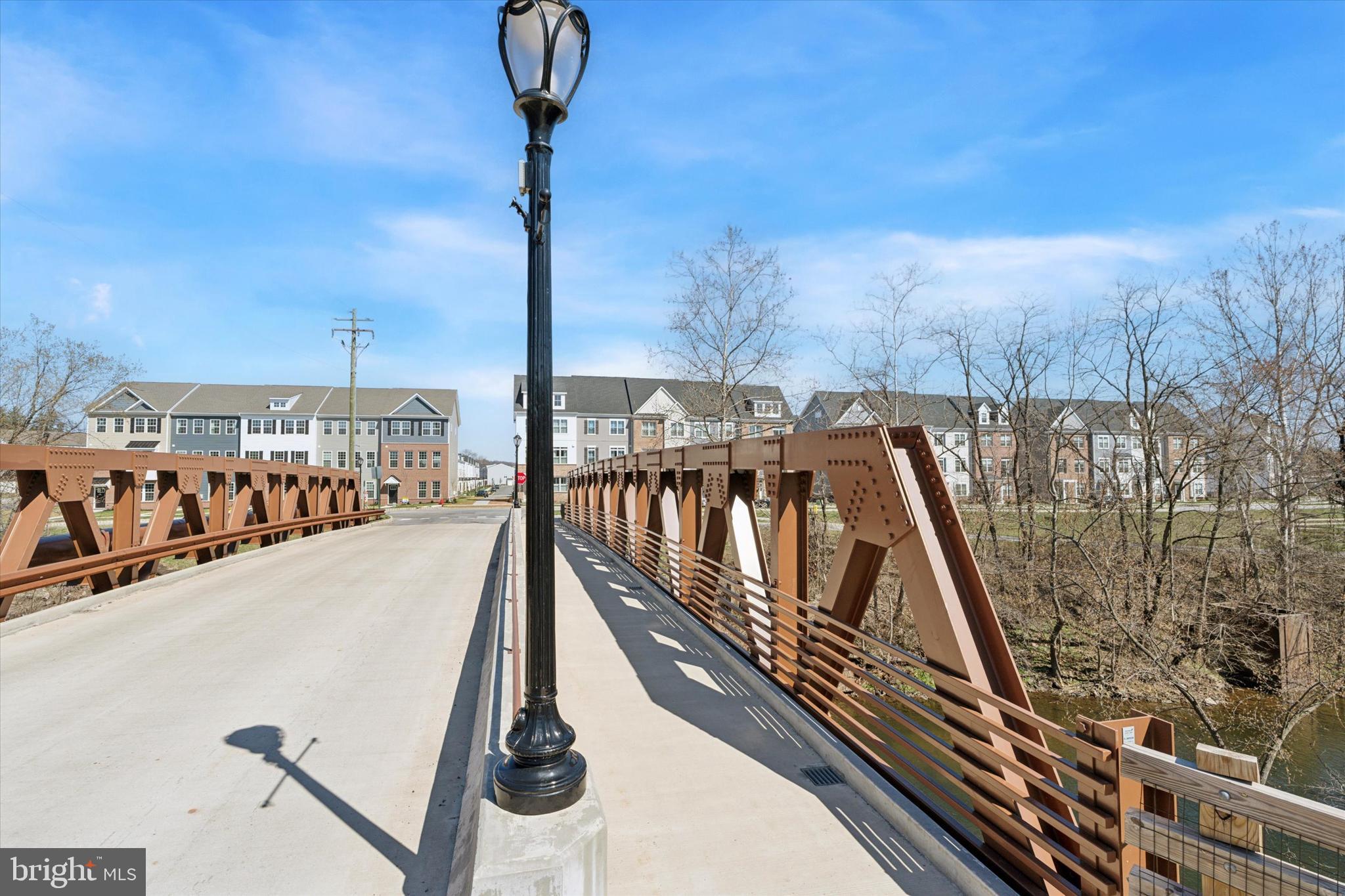 STEELPOINTE - Residential