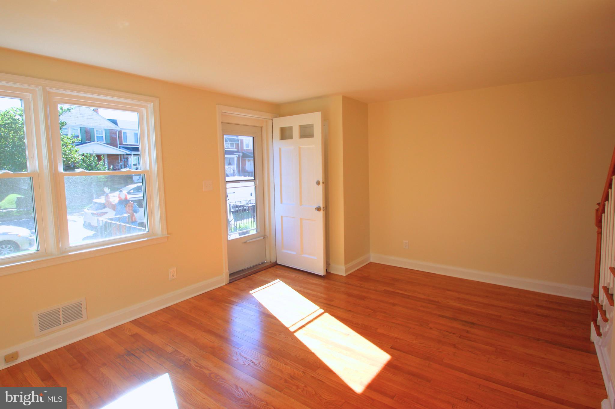 EASTFIELD - Residential