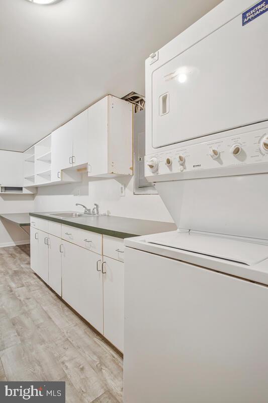 RUXTON - Residential Lease