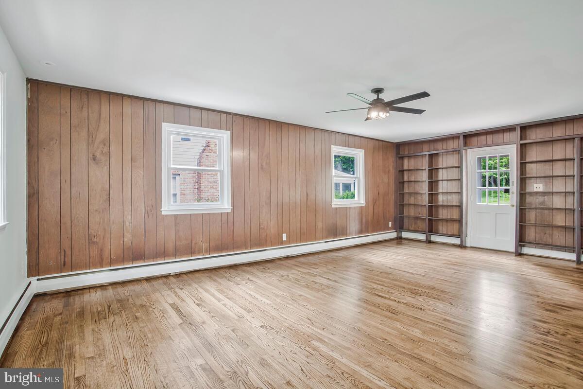 RUXTON - Residential Lease