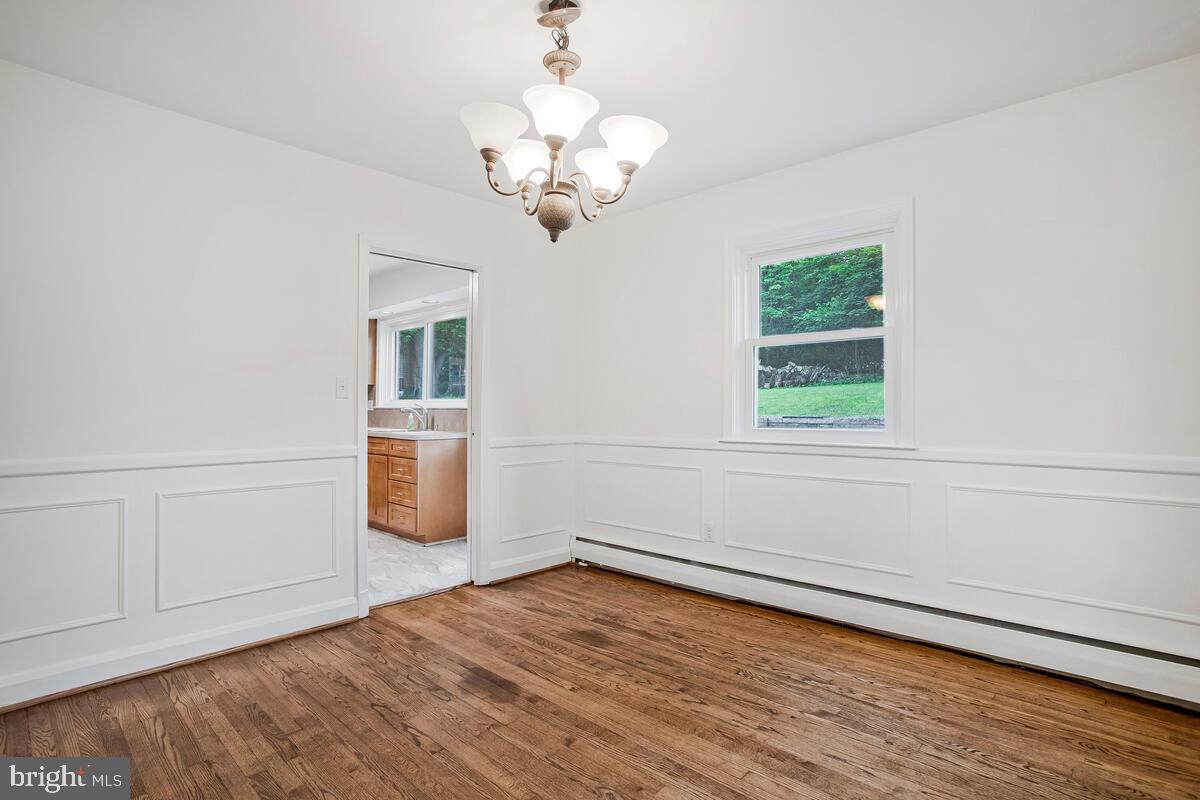 RUXTON - Residential Lease