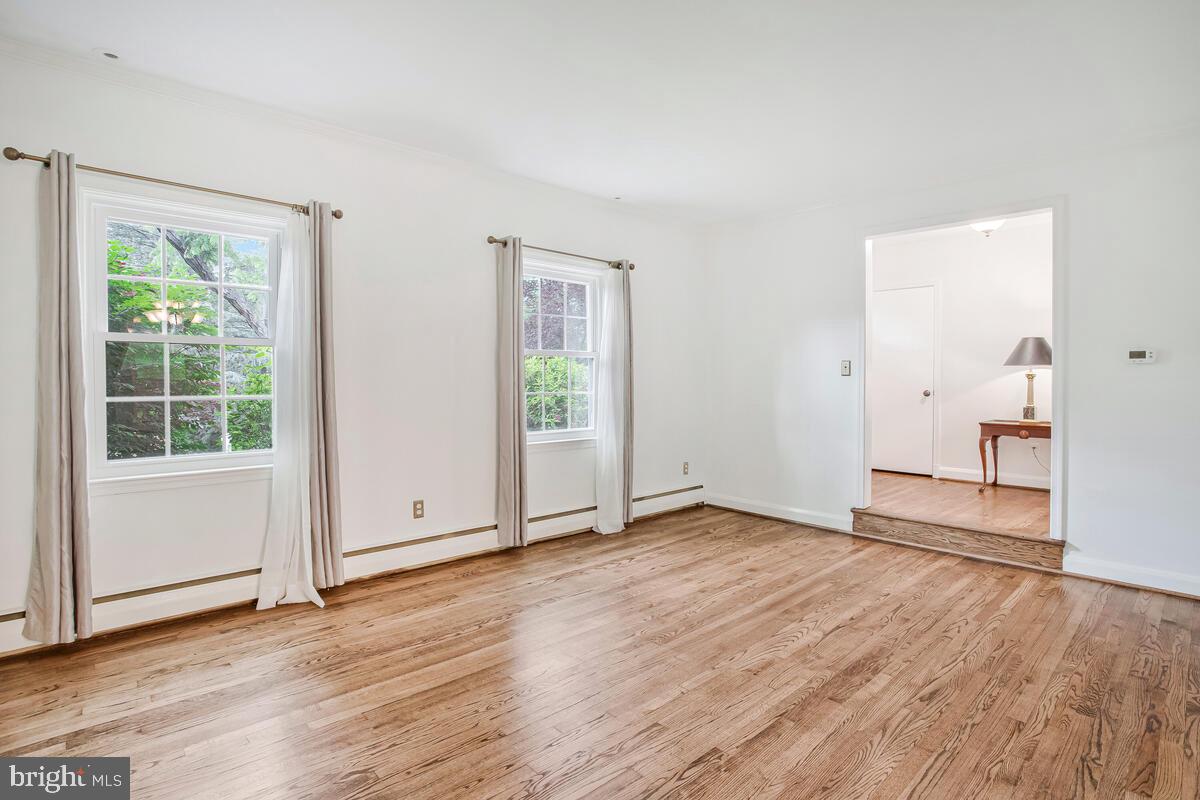 RUXTON - Residential Lease