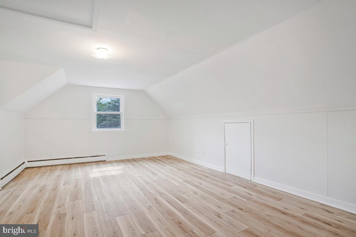 RUXTON - Residential Lease