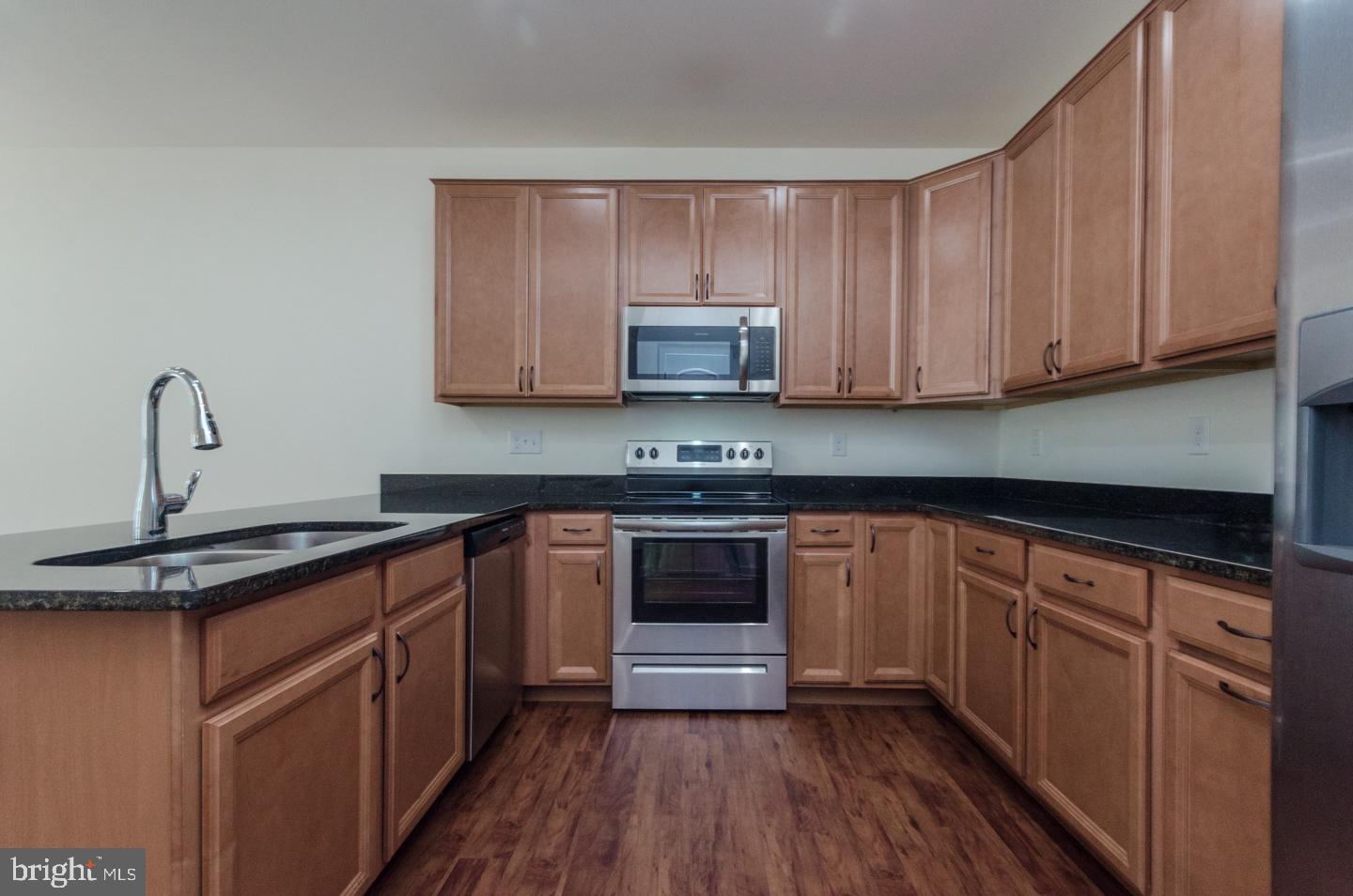 SPRING MILLS - Residential Lease