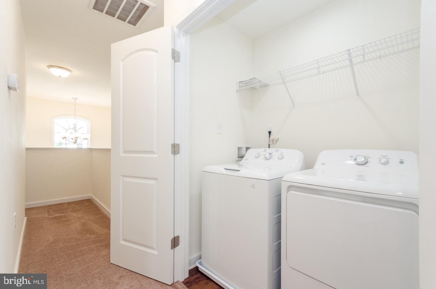 SPRING MILLS - Residential Lease