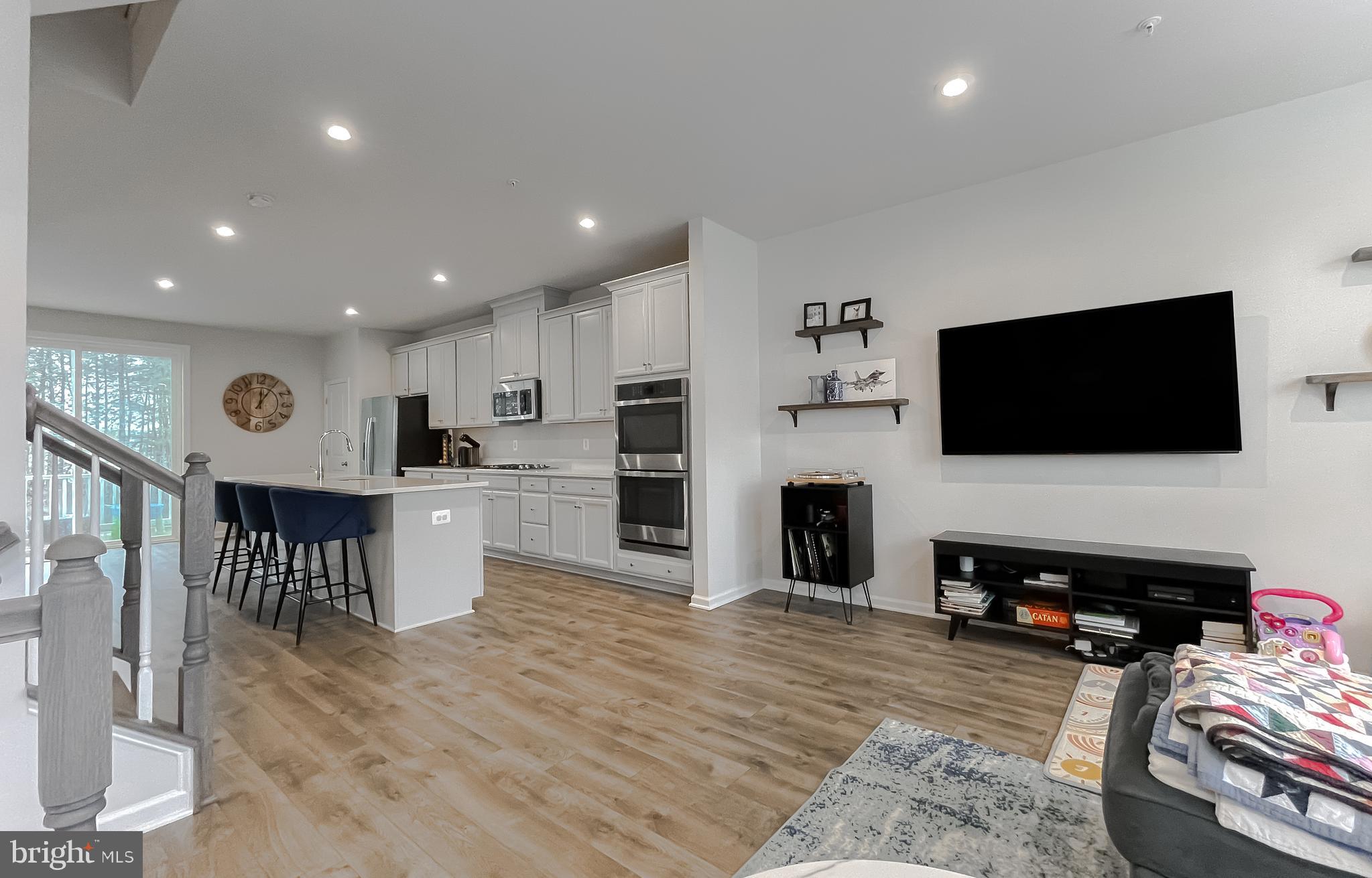 23463 SUGAR PINE LN