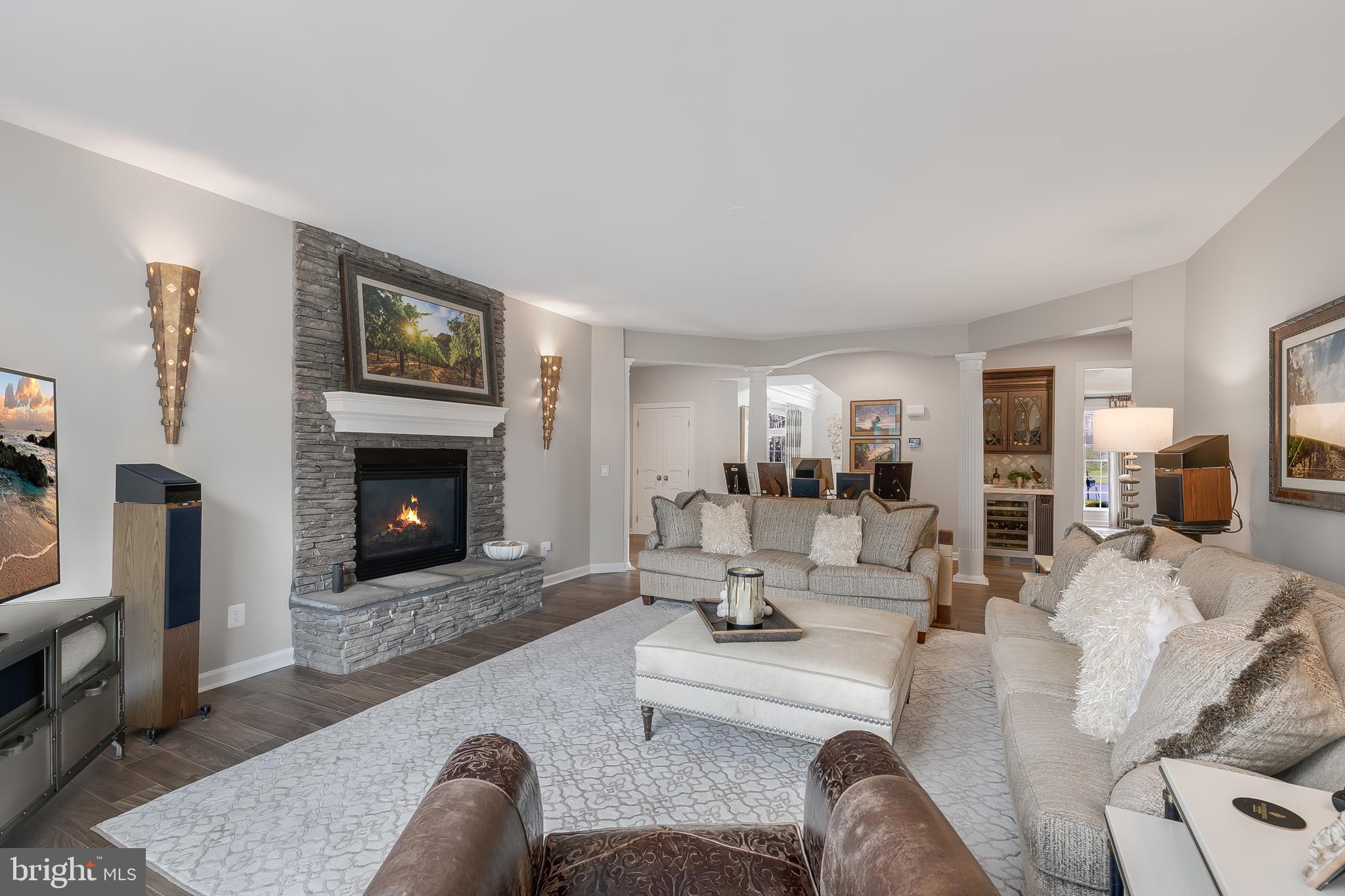 CEDAR CREST - Residential