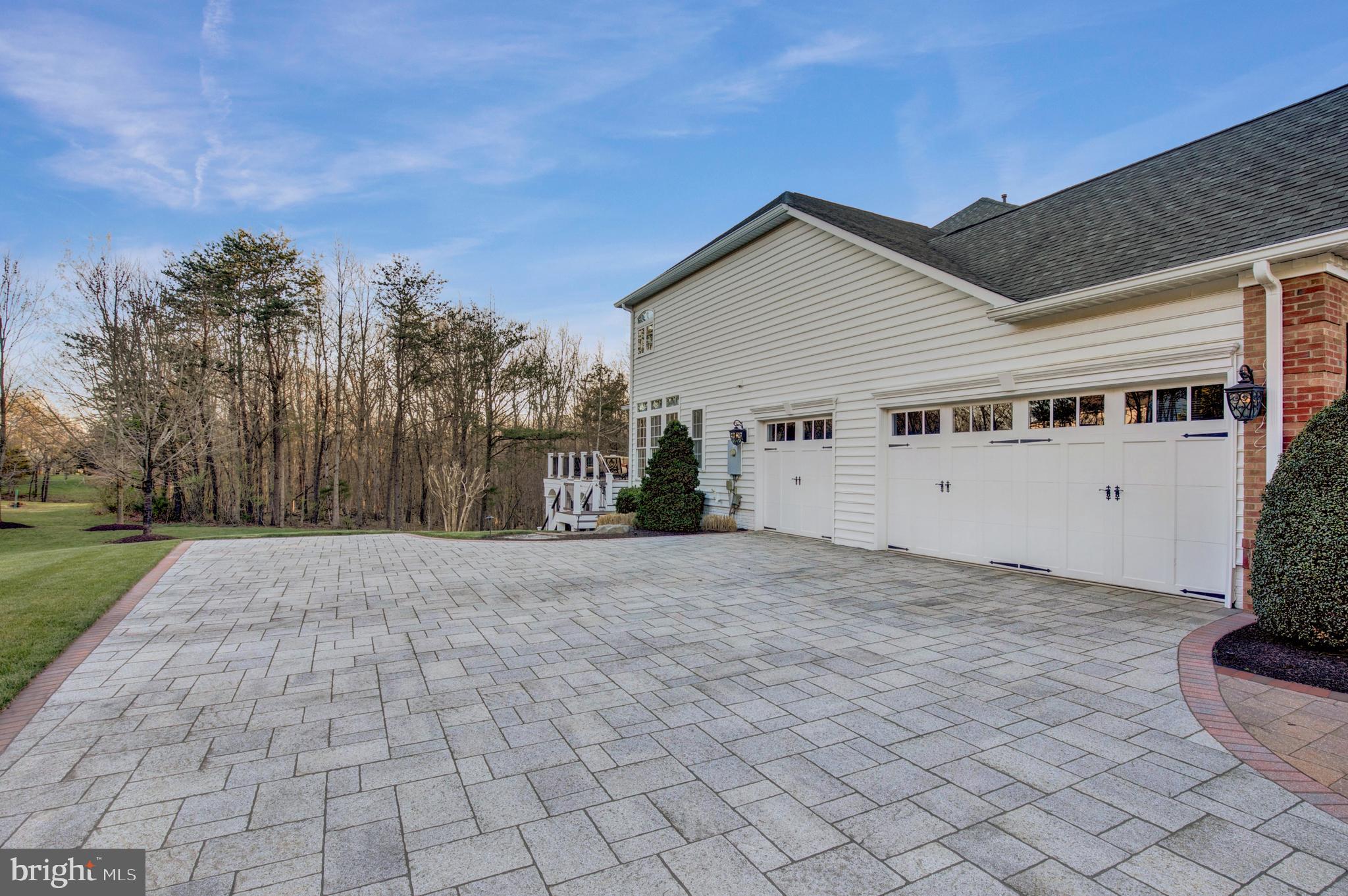 CEDAR CREST - Residential